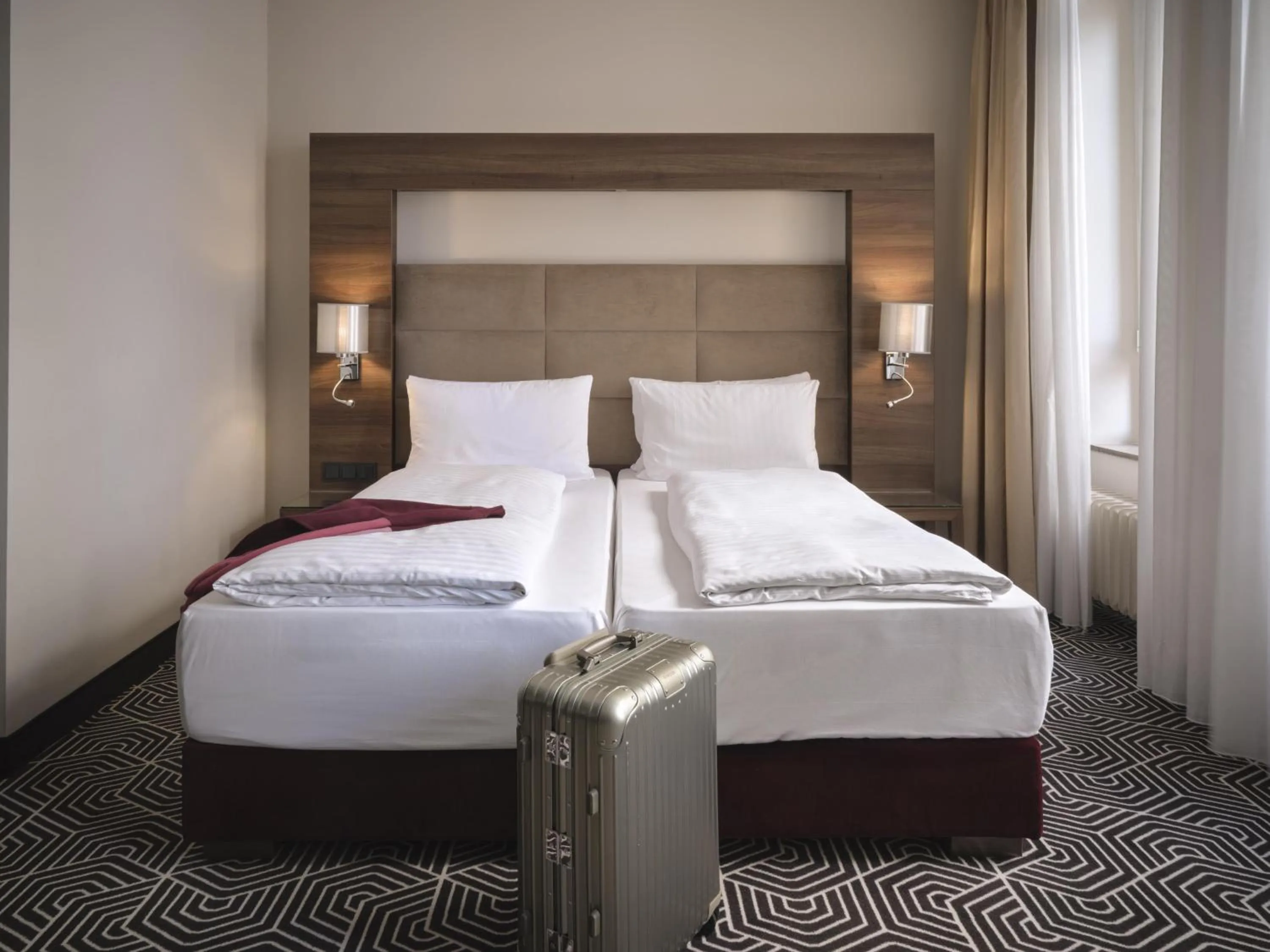 Bedroom, Bed in Flemings Selection Hotel Frankfurt-City