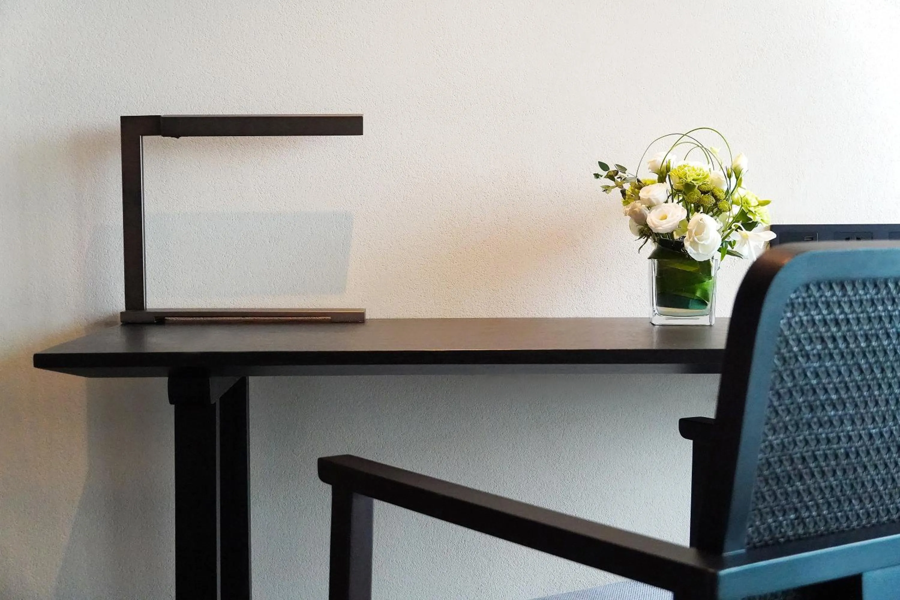 Seating area in Mumian Chengdu Dong'an Lake