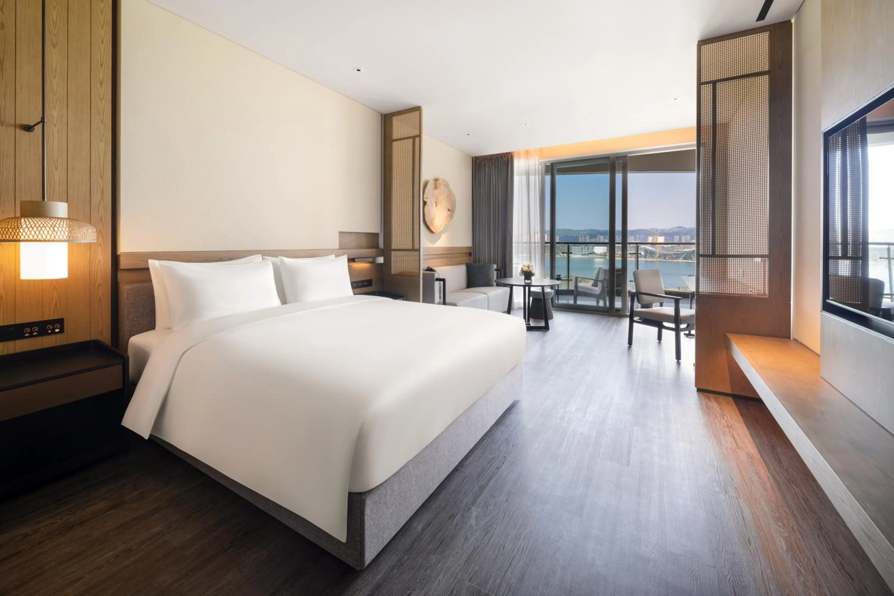 Mumian Chengdu Dong'an Lake