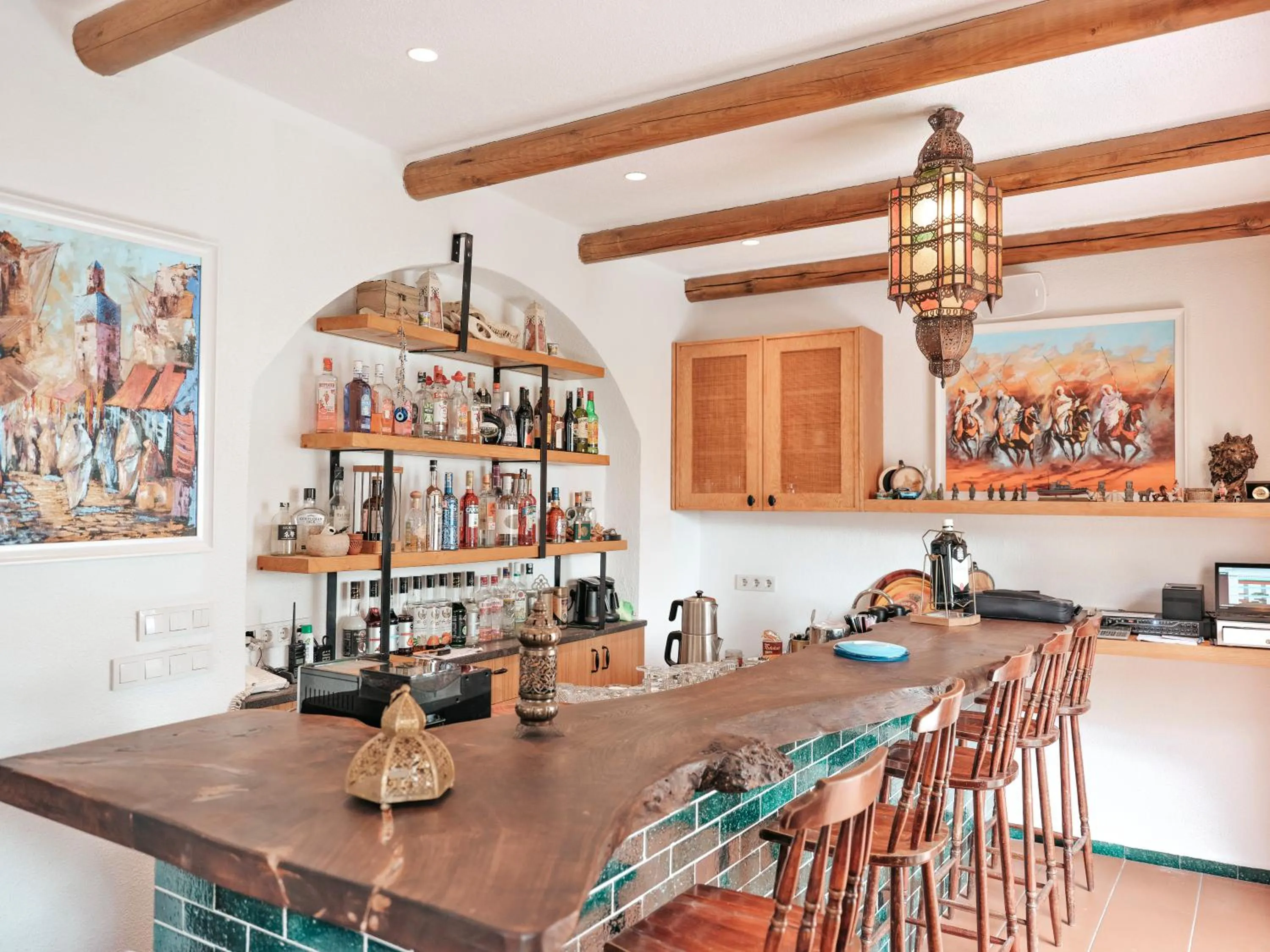 Restaurant/places to eat in Casa De Nova Hotel