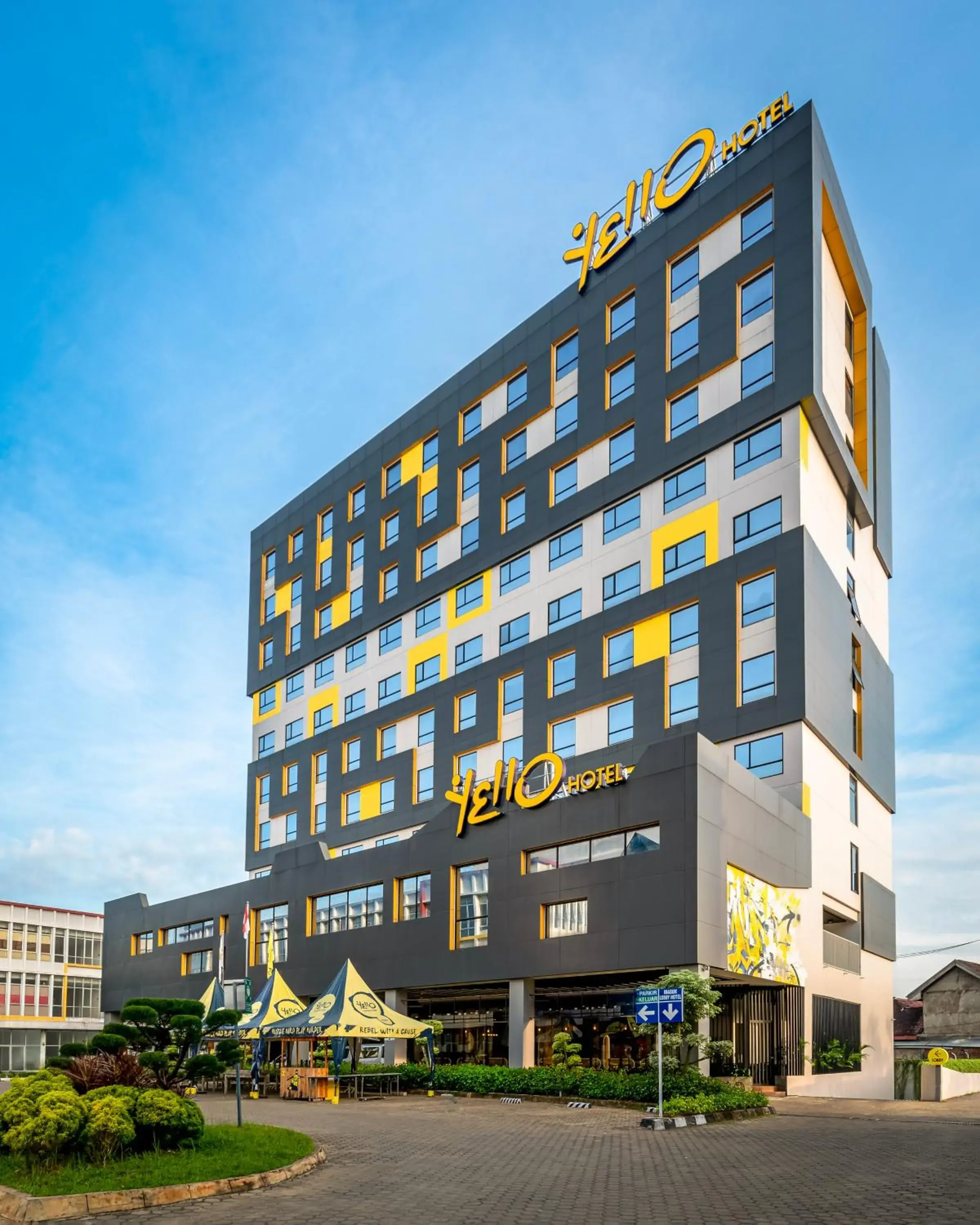 Yello Hotel Jambi Yello Hotel Jambi