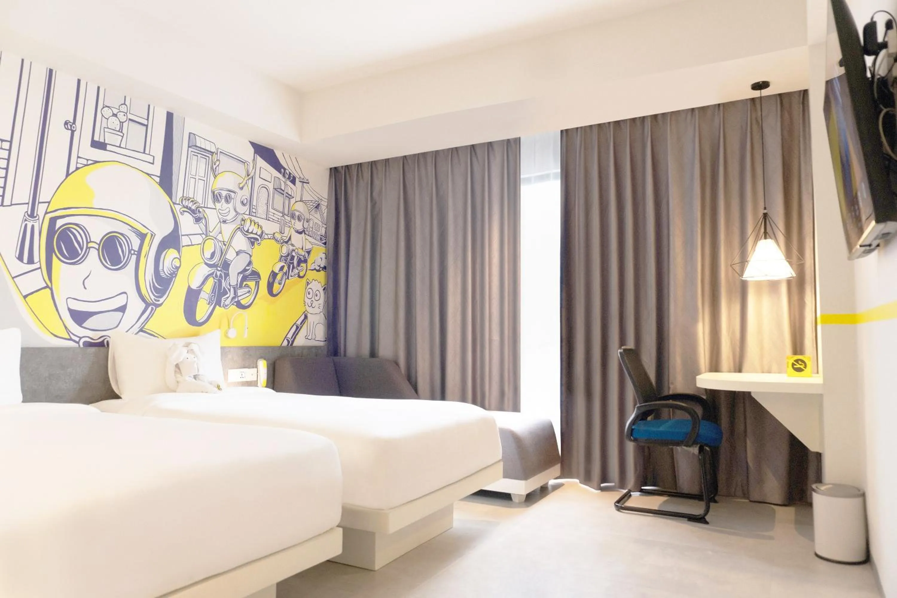 Bedroom, Bed in Yello Hotel Jambi