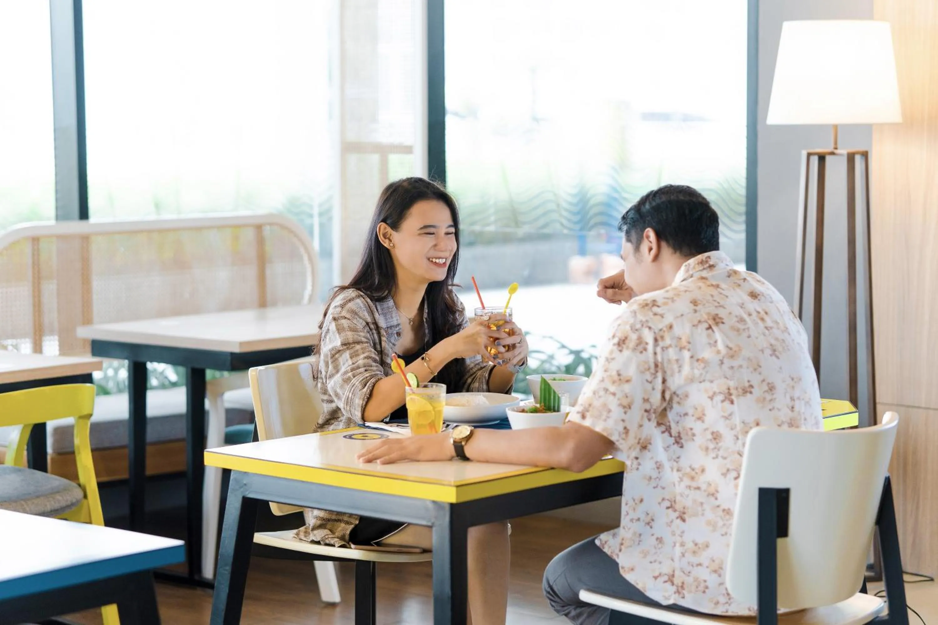 Restaurant/places to eat in Yello Hotel Jambi