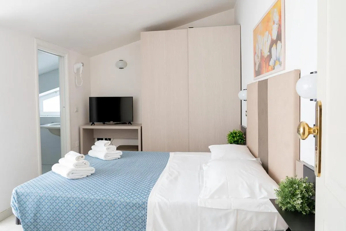 Bed in Hotel Elite Cattolica