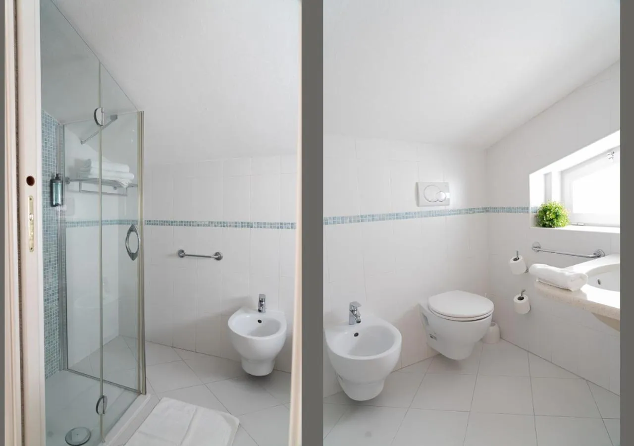 Bathroom in Hotel Elite Cattolica