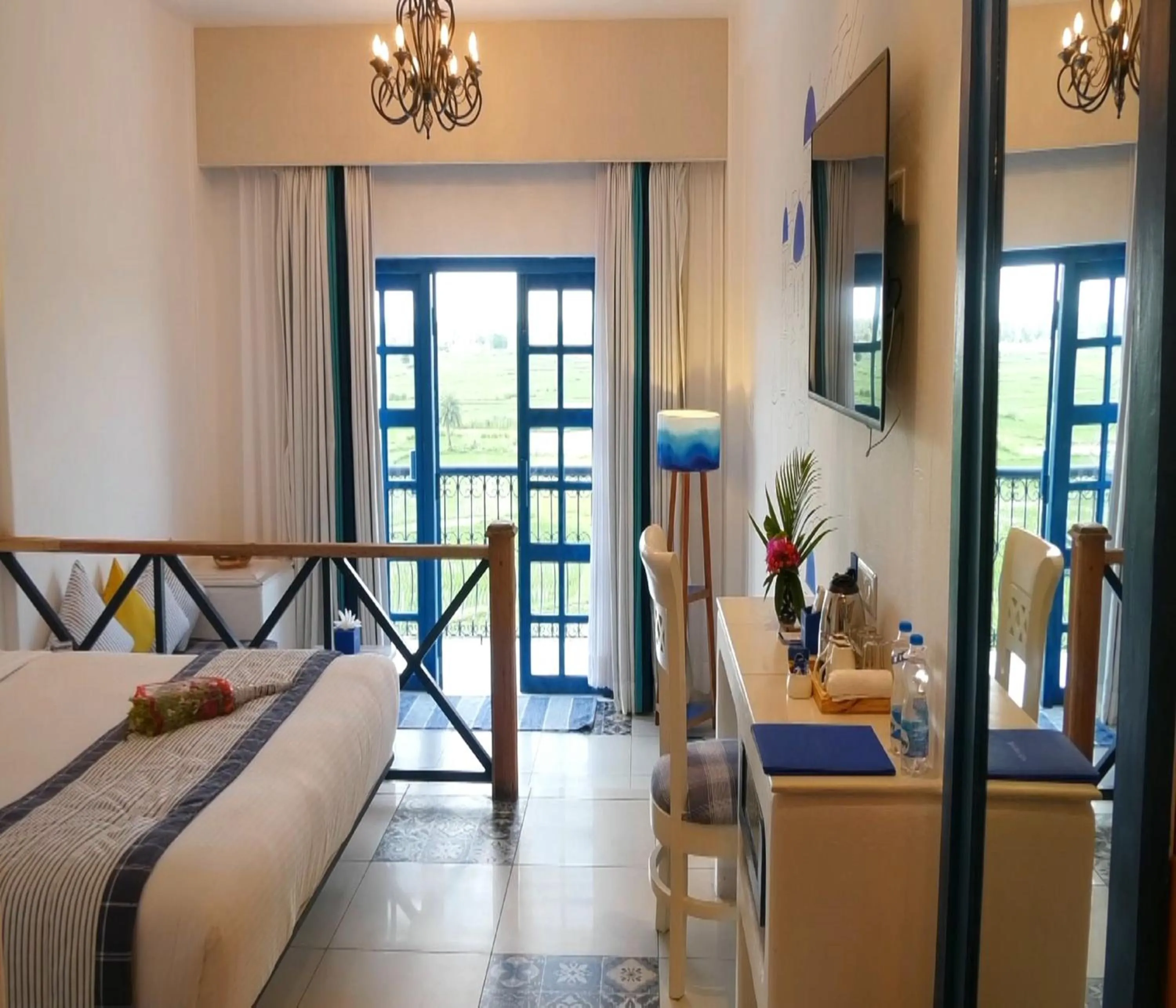 Bed in Annaratna Resorts