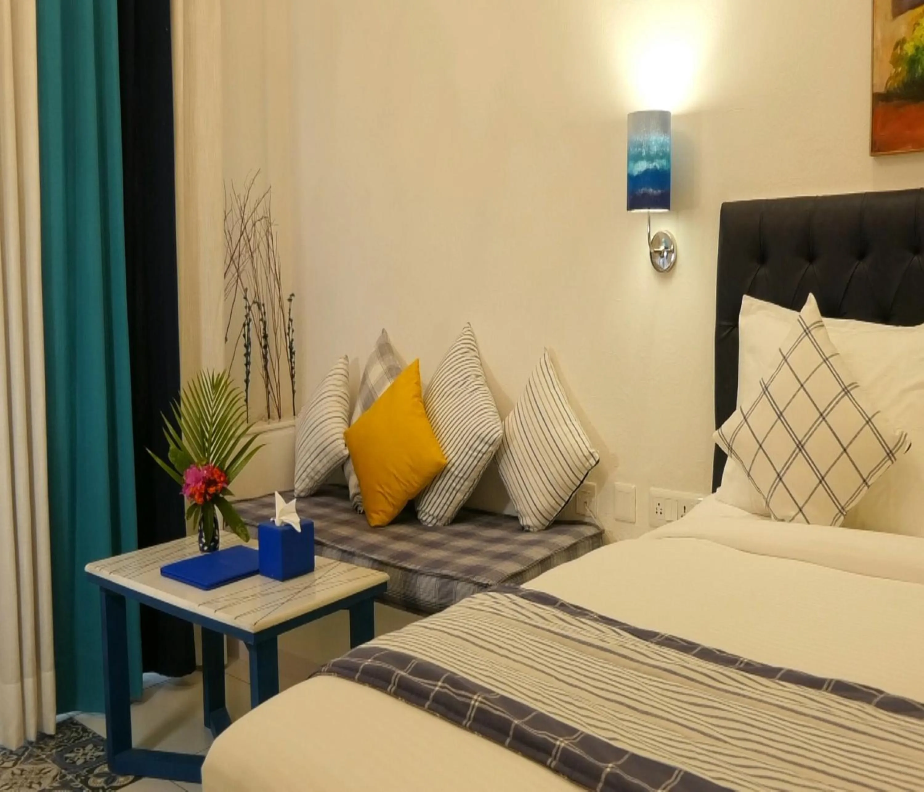 Bed in Annaratna Resorts