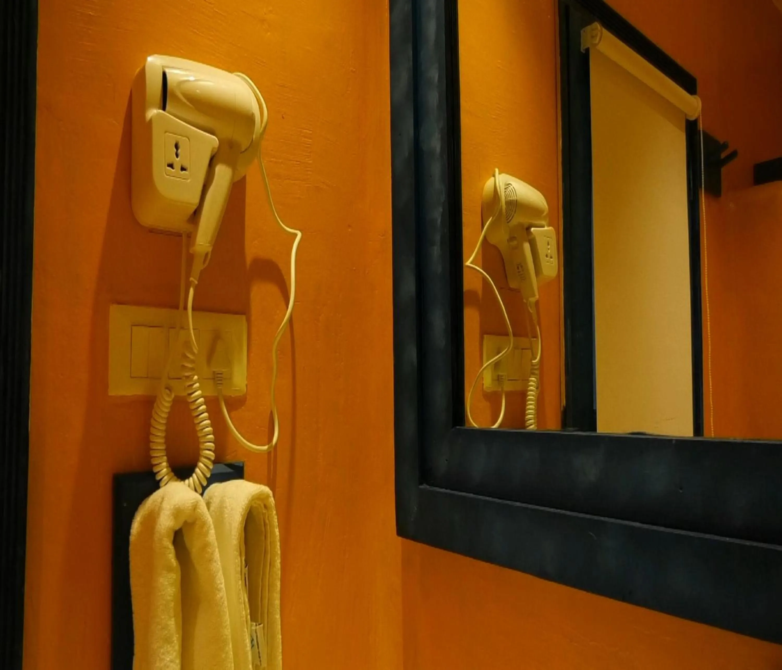 Bathroom in Annaratna Resorts