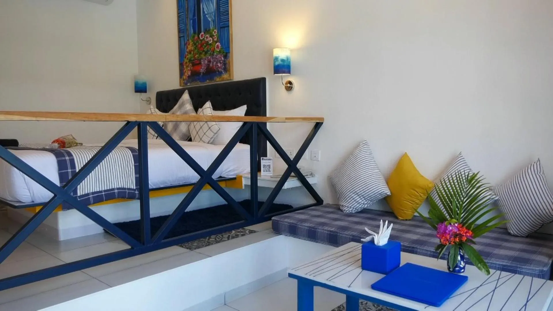 Swimming pool, Bed in Annaratna Resorts