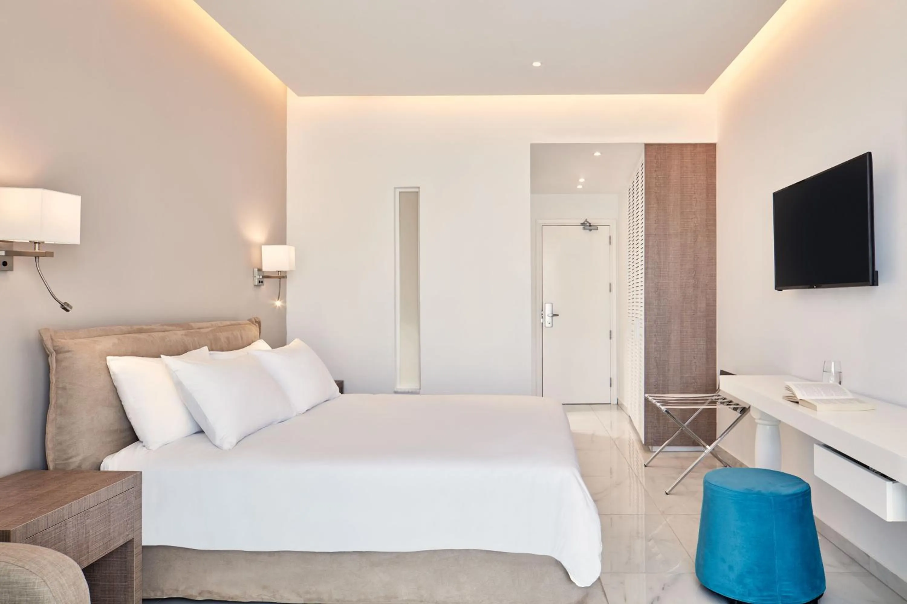 Bed in Atlantica Sancta Napa Hotel