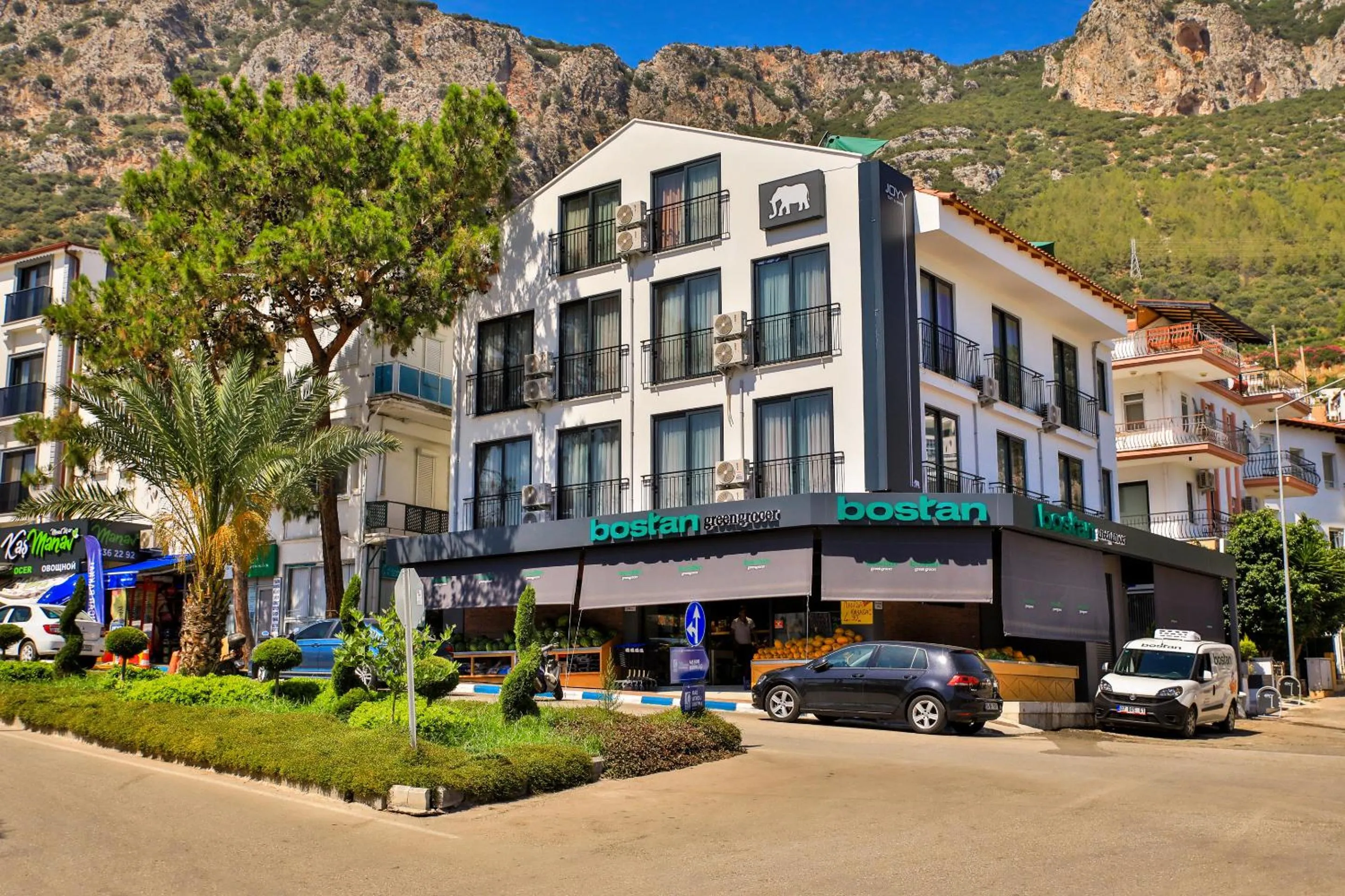 Property building in Joyy Suit Apart