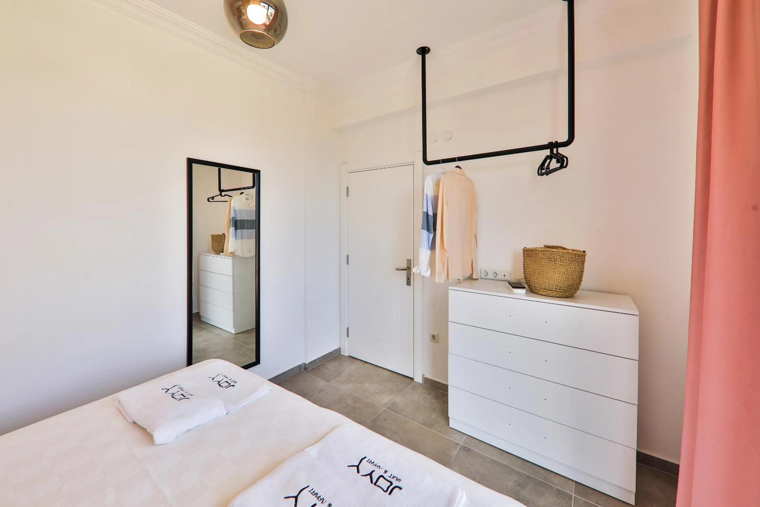 Bedroom, Bed in Joyy Suit Apart