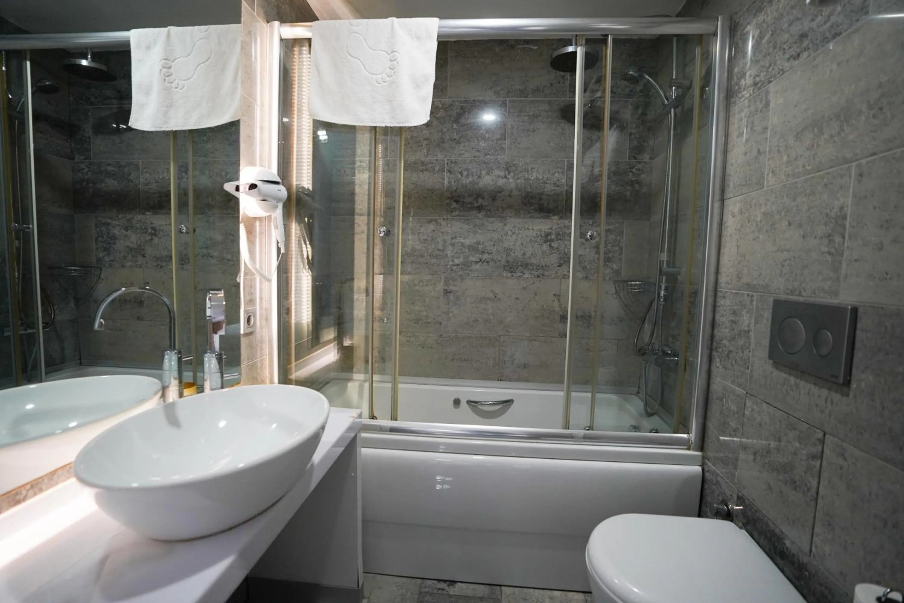 Property building in Time Hotel Mecidiyekoy