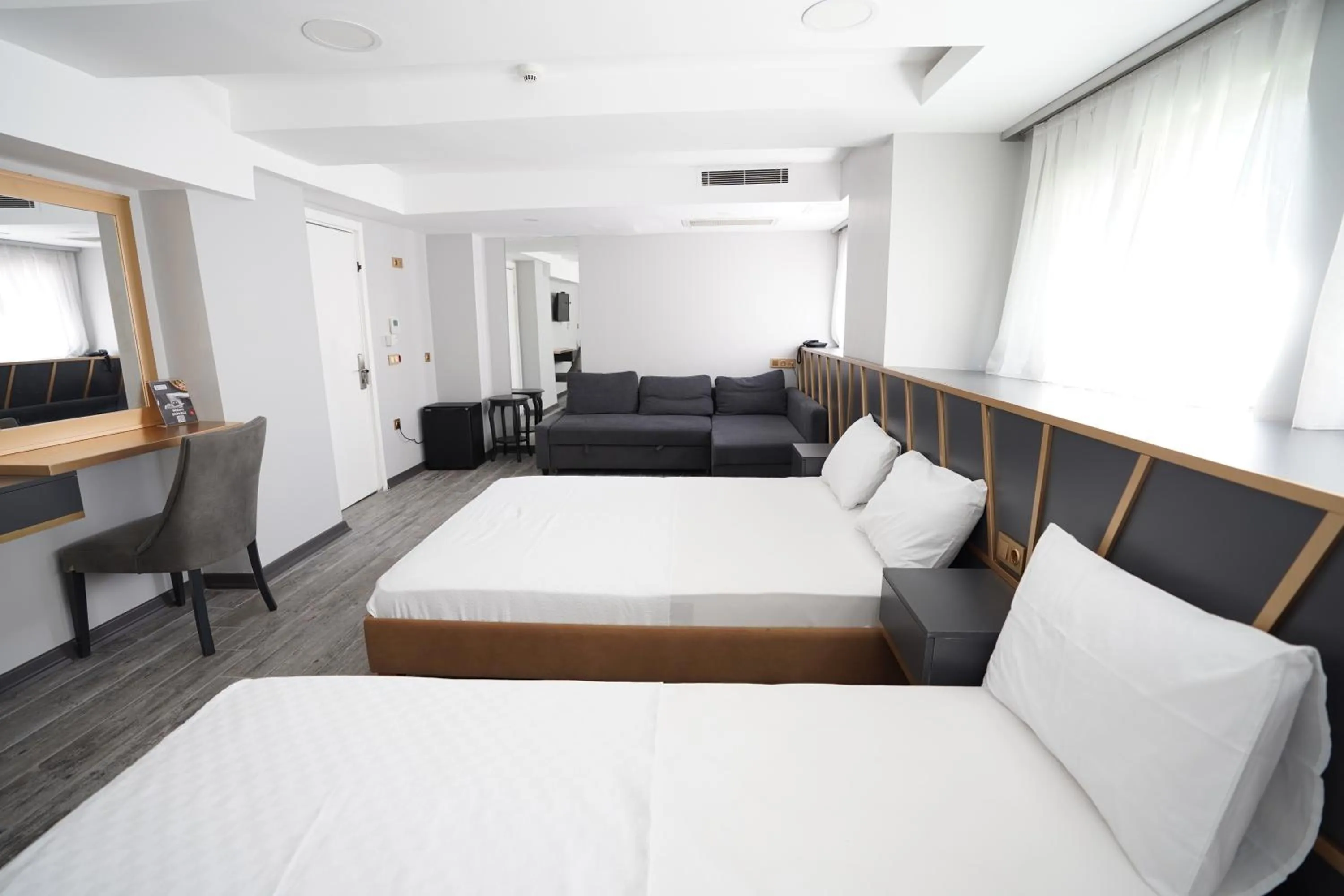 Massage, Bed in Time Hotel Mecidiyekoy