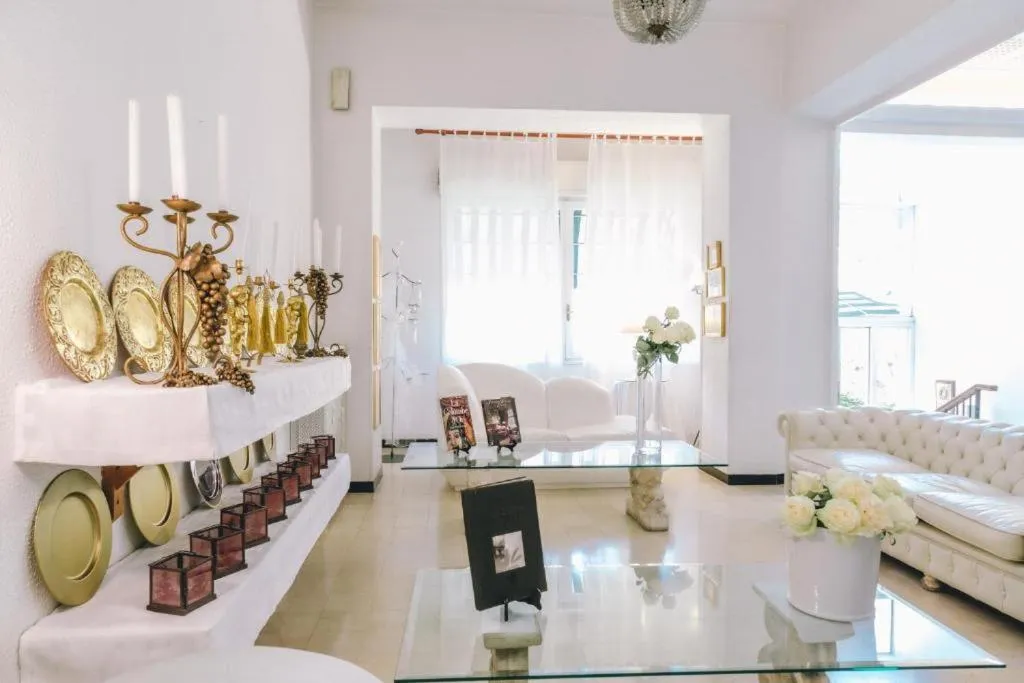 Lobby or reception in Eveline 2 - Piscina Privata o Jacuzzi