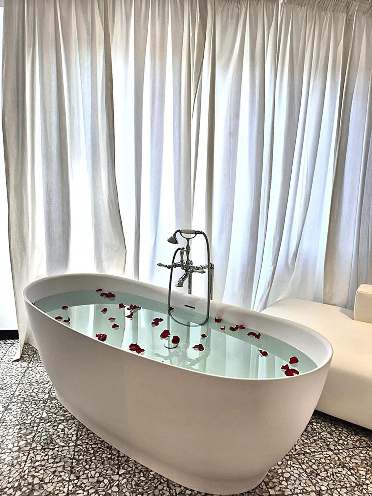 Open Air Bath in Eveline 2 - Piscina Privata o Jacuzzi