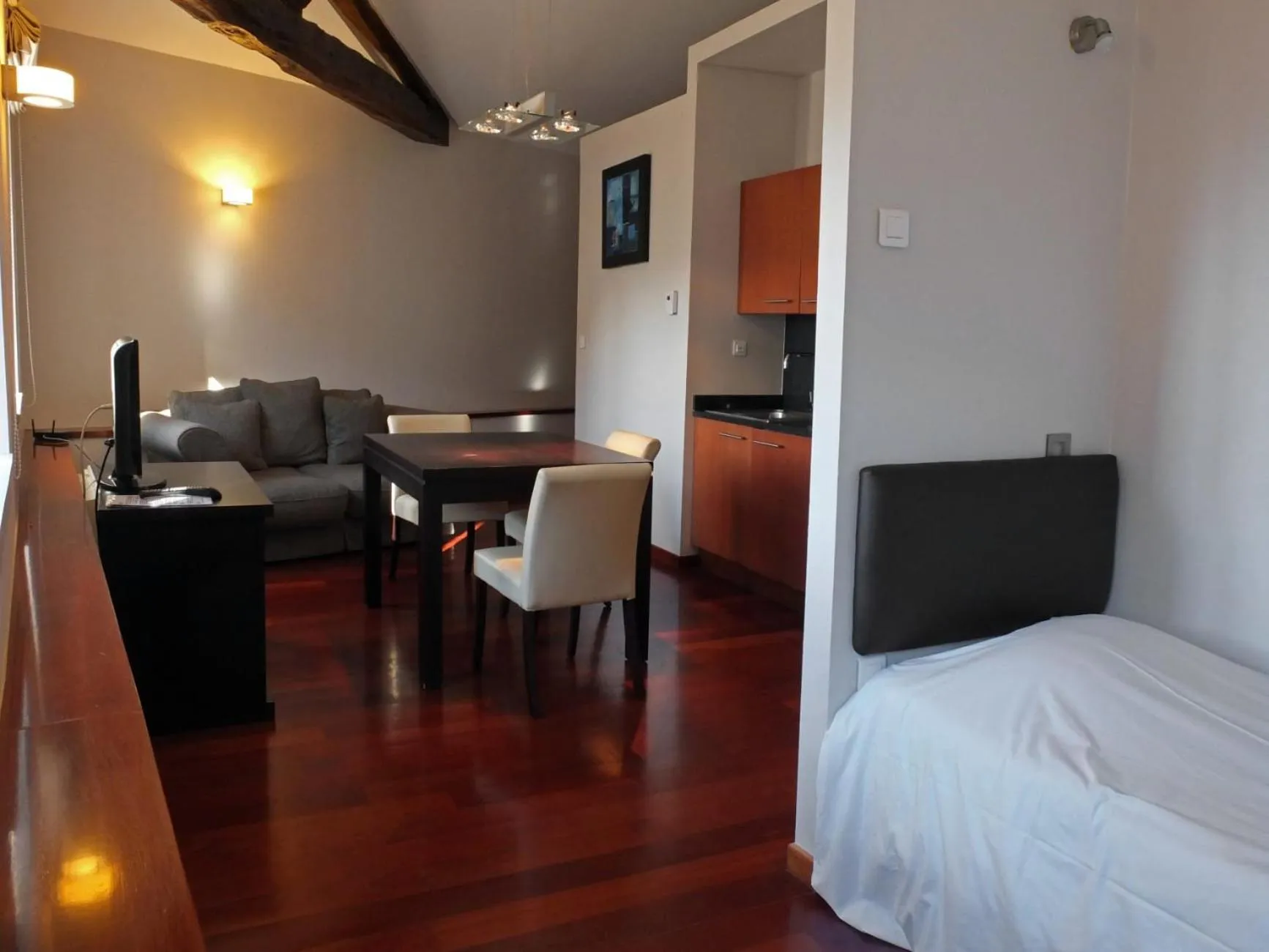 Bed in Terres de France - Domaine du Palais