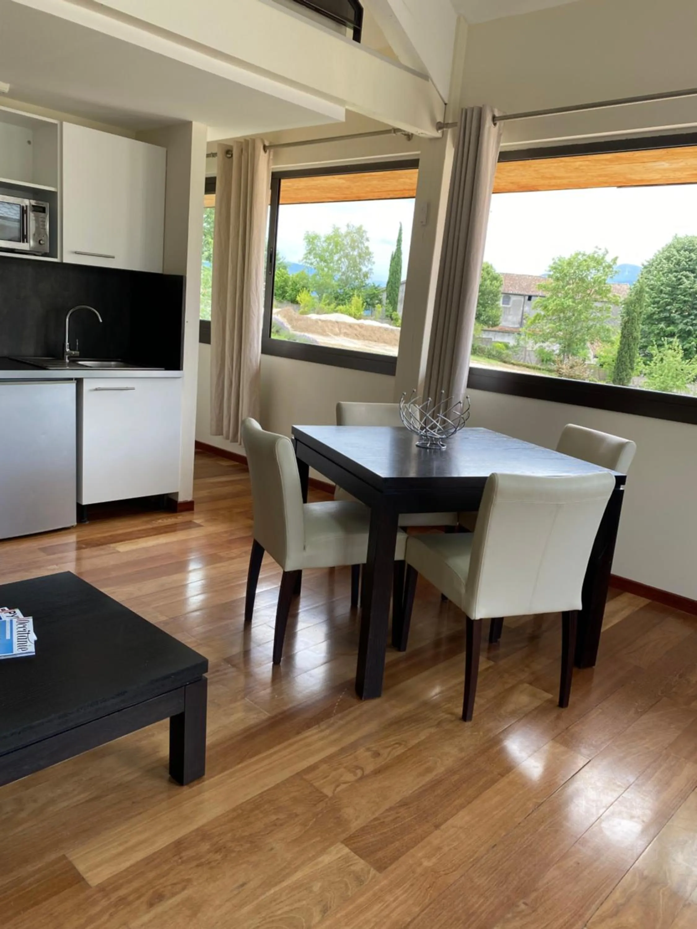 Kitchen or kitchenette in Terres de France - Domaine du Palais