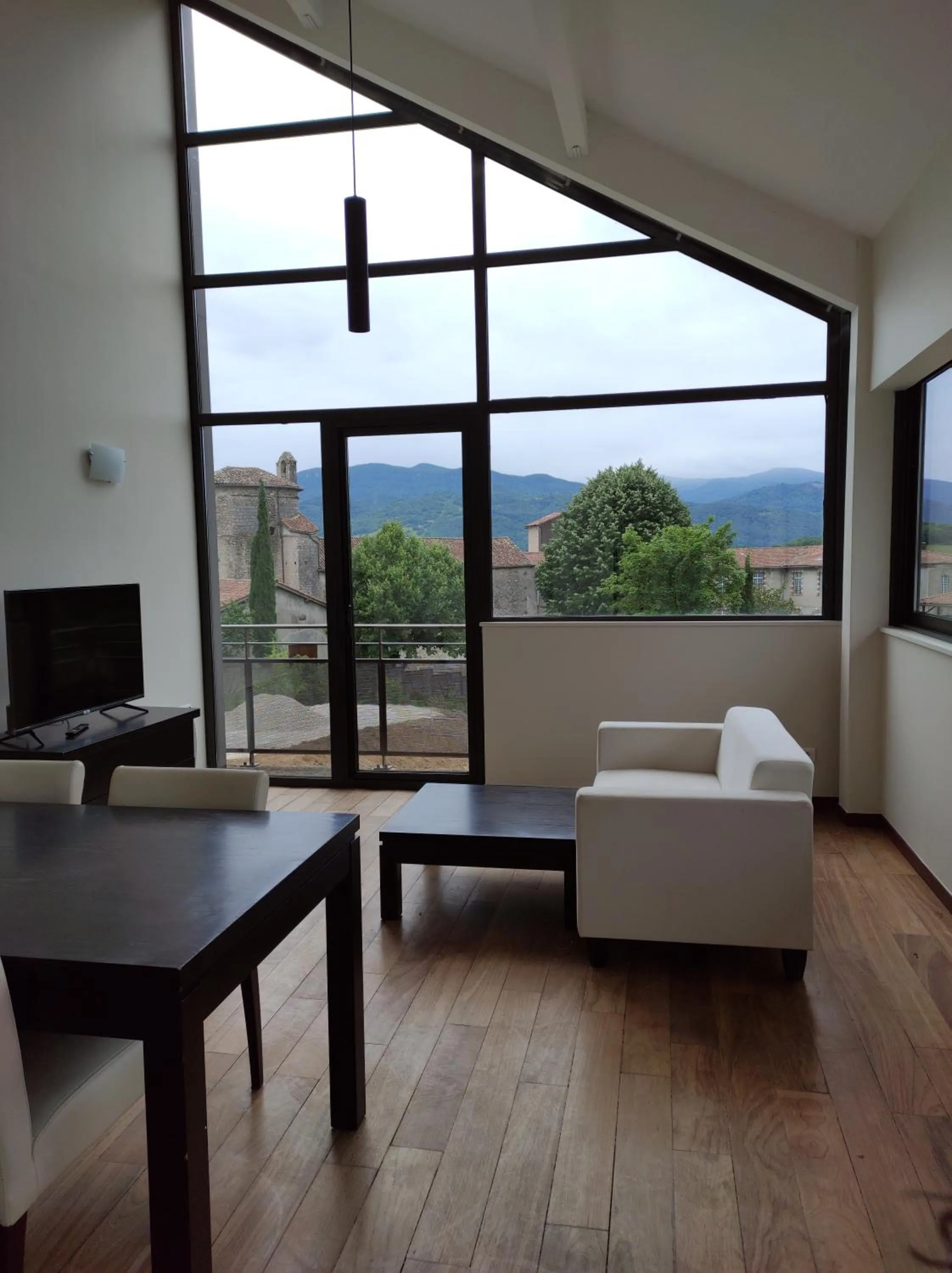 TV and multimedia in Terres de France - Domaine du Palais