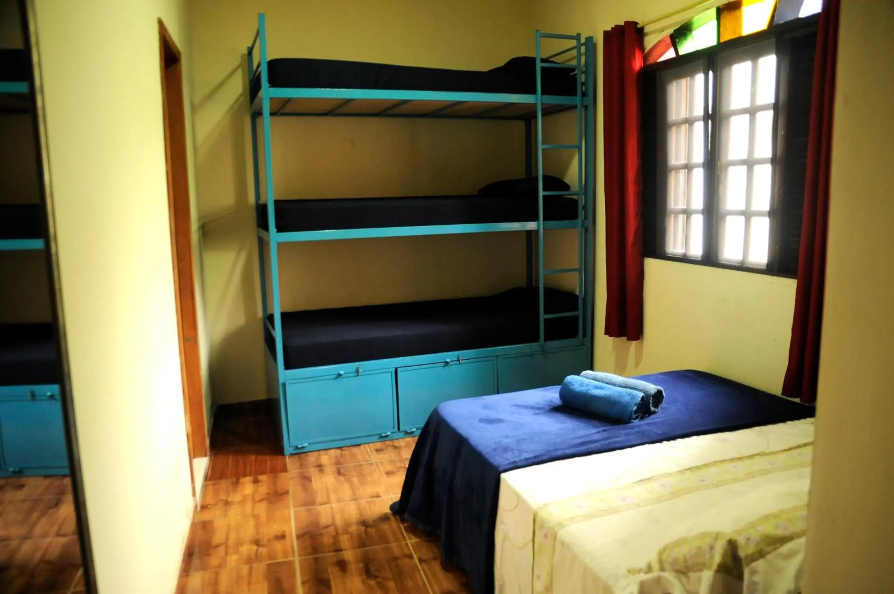 Quadruple Private Room Ensuite in Le House Hostel Quadruple Private Room Ensuite in Le House Hostel