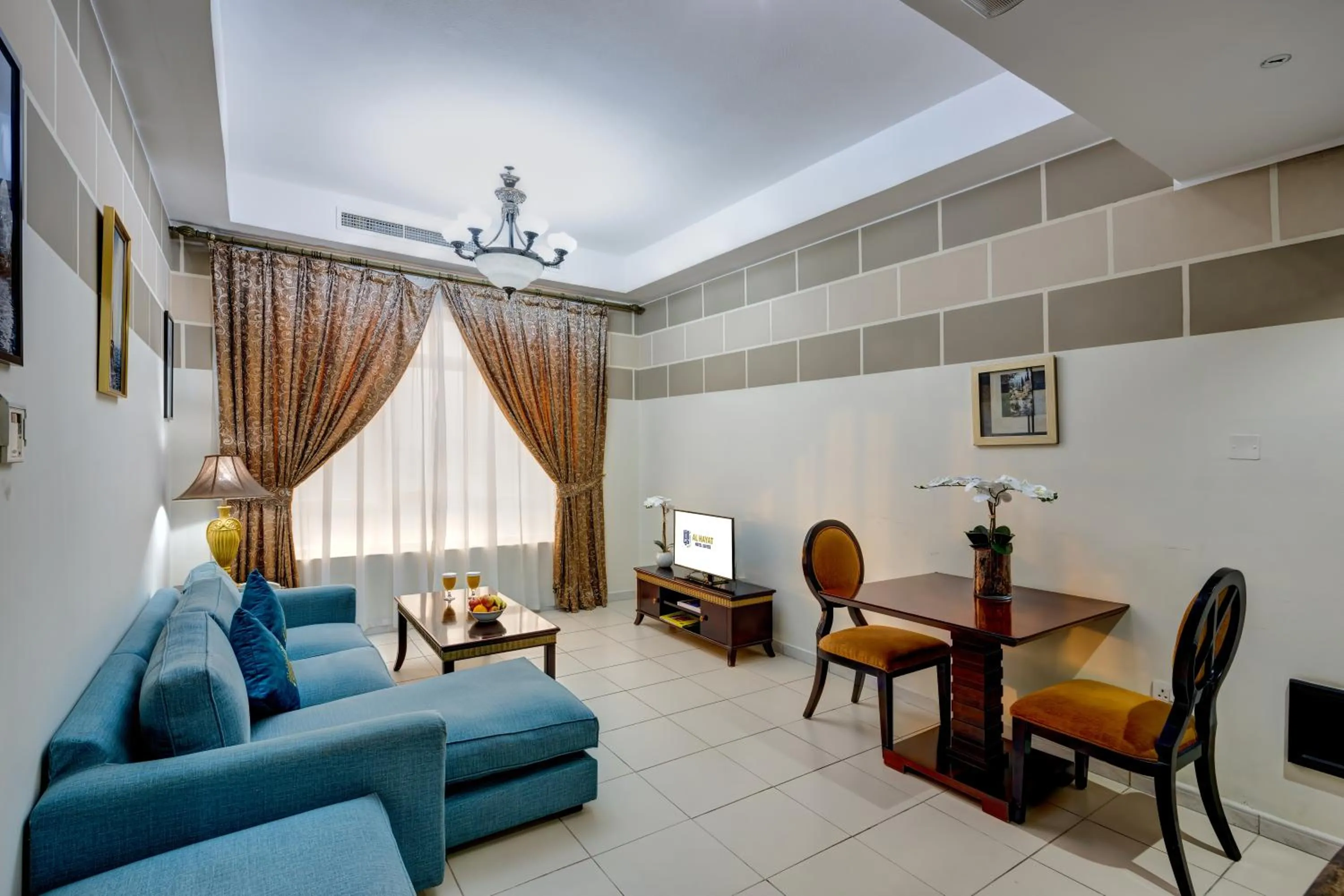 Living room in Al Hayat Hotel Apartments