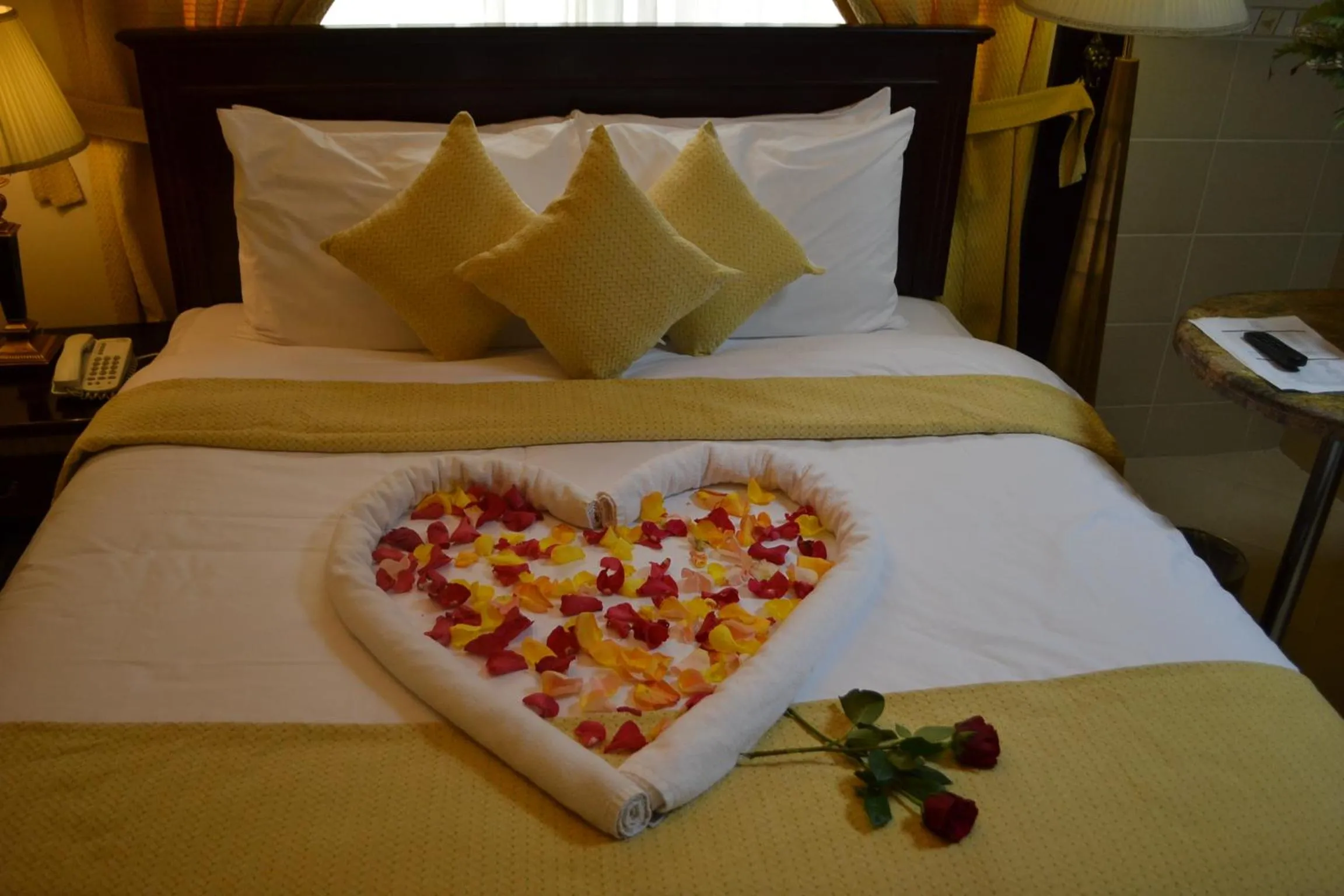 Bedroom, Bed in Al Hayat Hotel Apartments