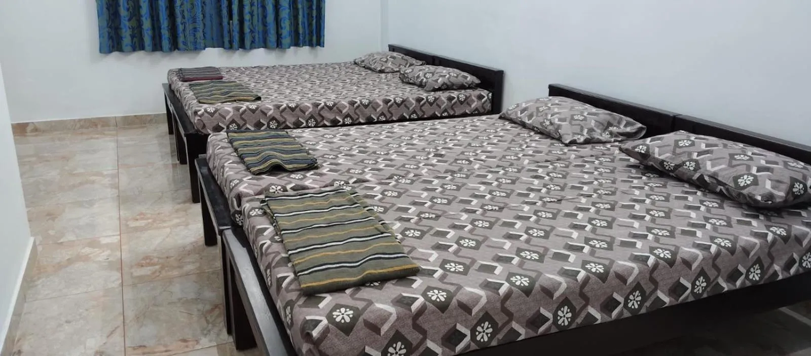 Bed in Prems Homestay