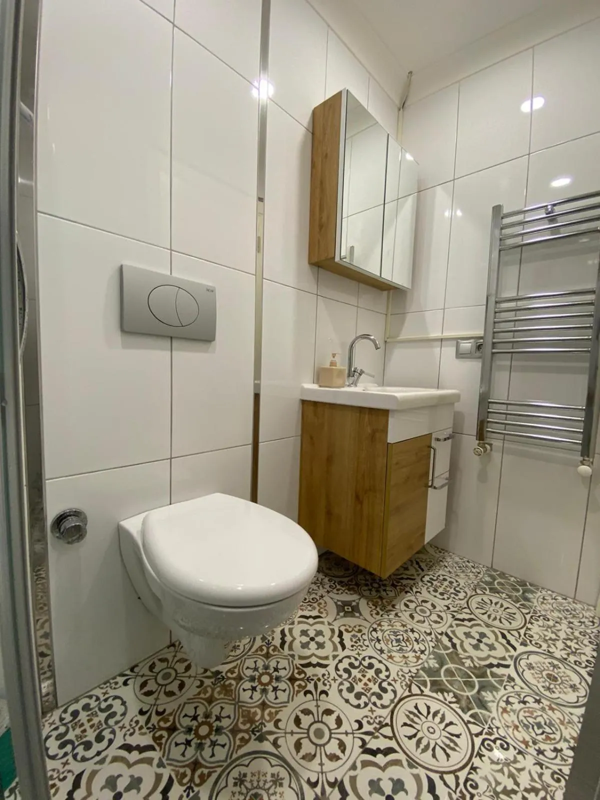 Toilet in IVORY SUİTE ACCOMMODATION