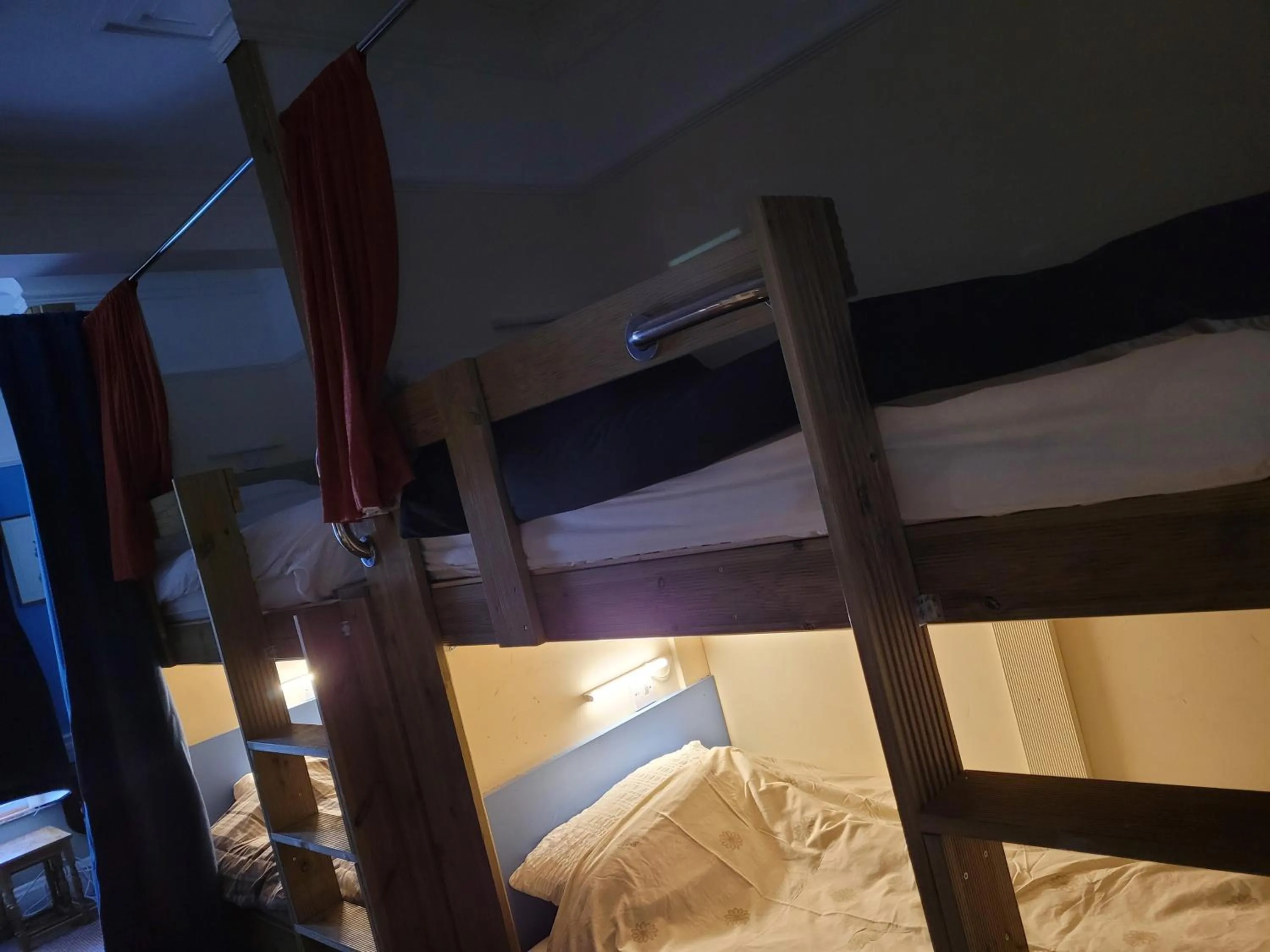 Bed in Les Fleurs Accommodation