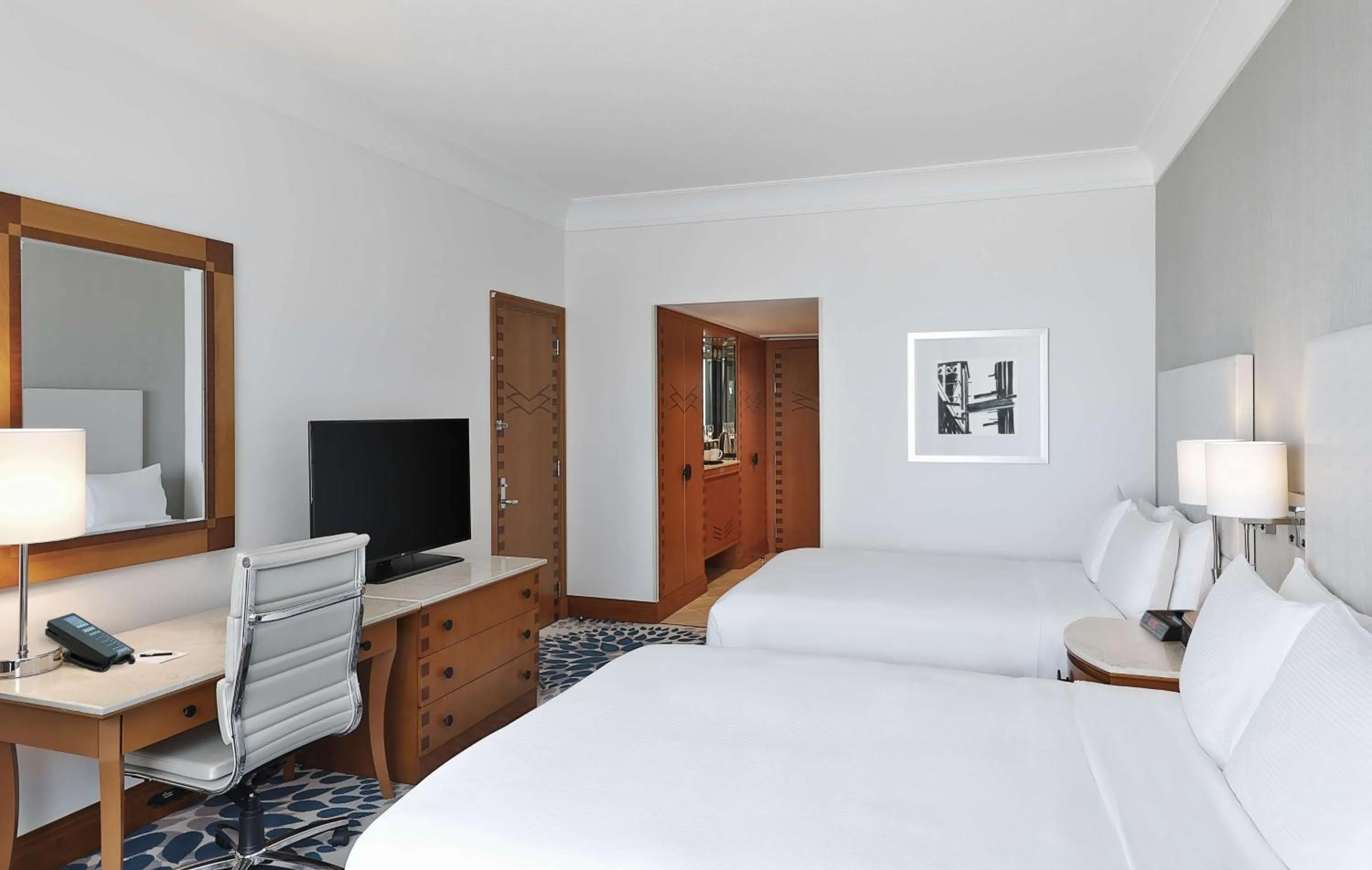 Bedroom, Bed in Hilton Dubai Jumeirah