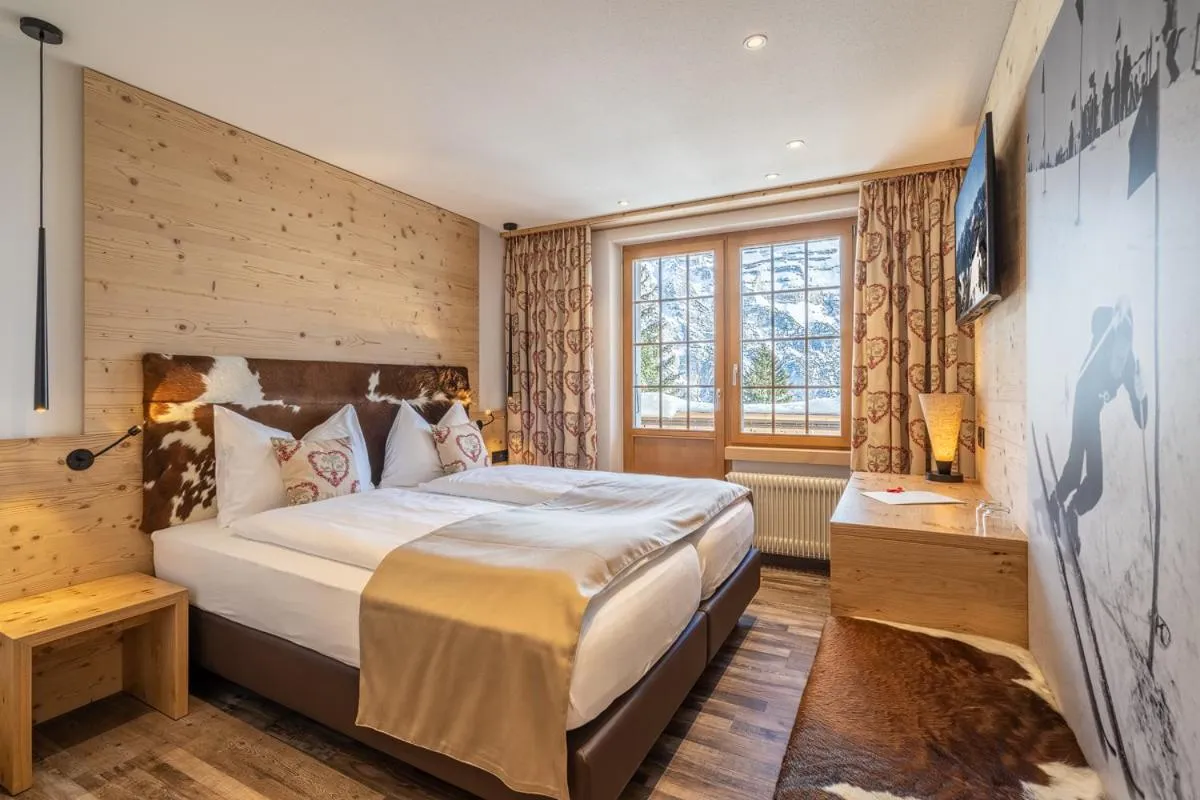 Bed in Hotel Alpenruh