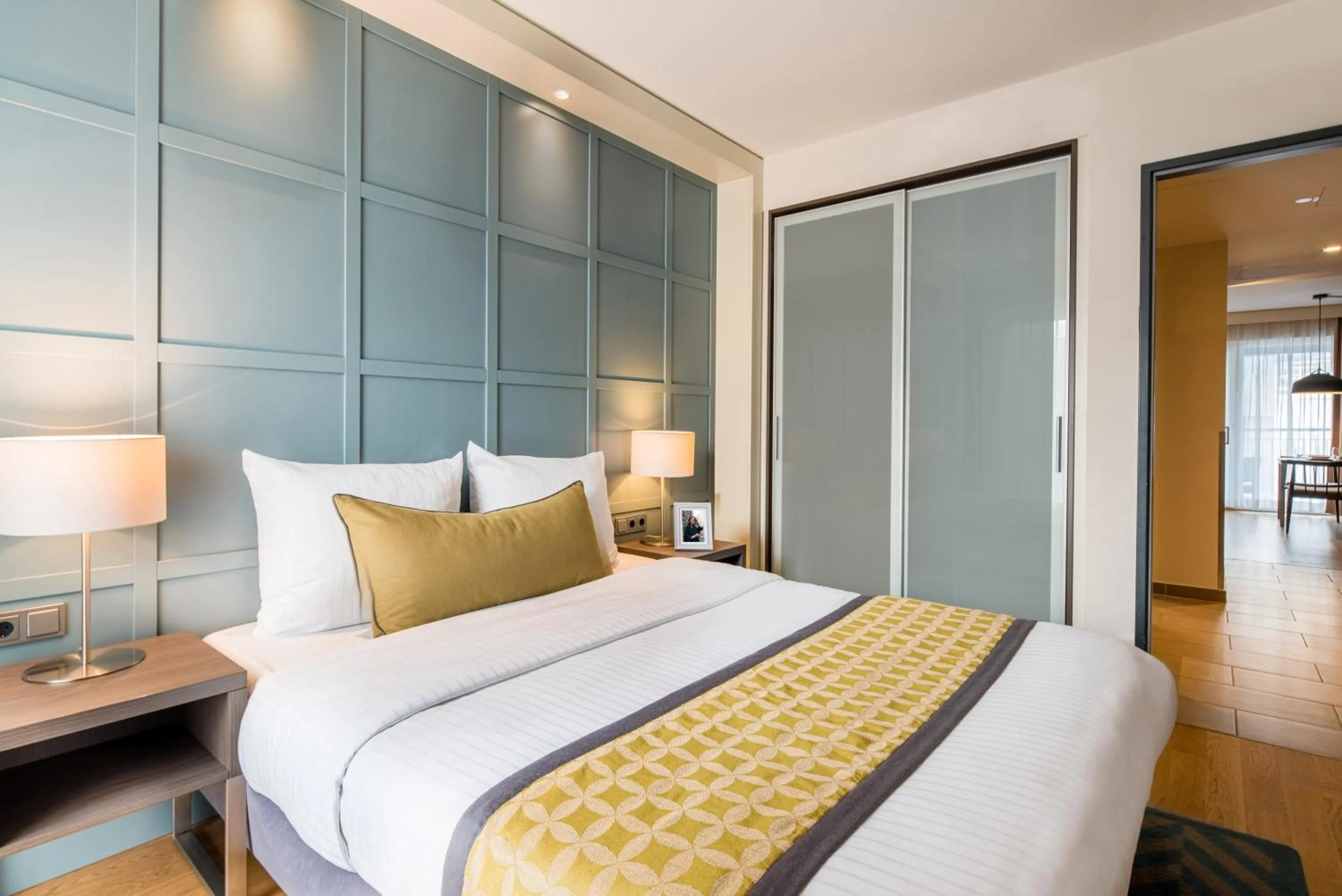 Bed in Citadines City Centre Frankfurt