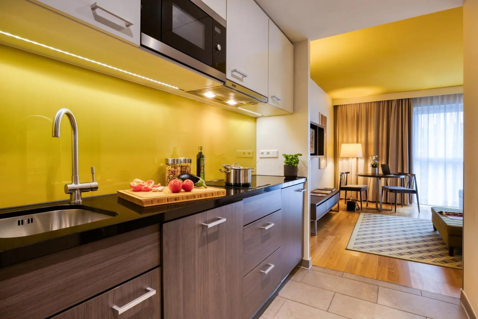 kitchen in Citadines City Centre Frankfurt