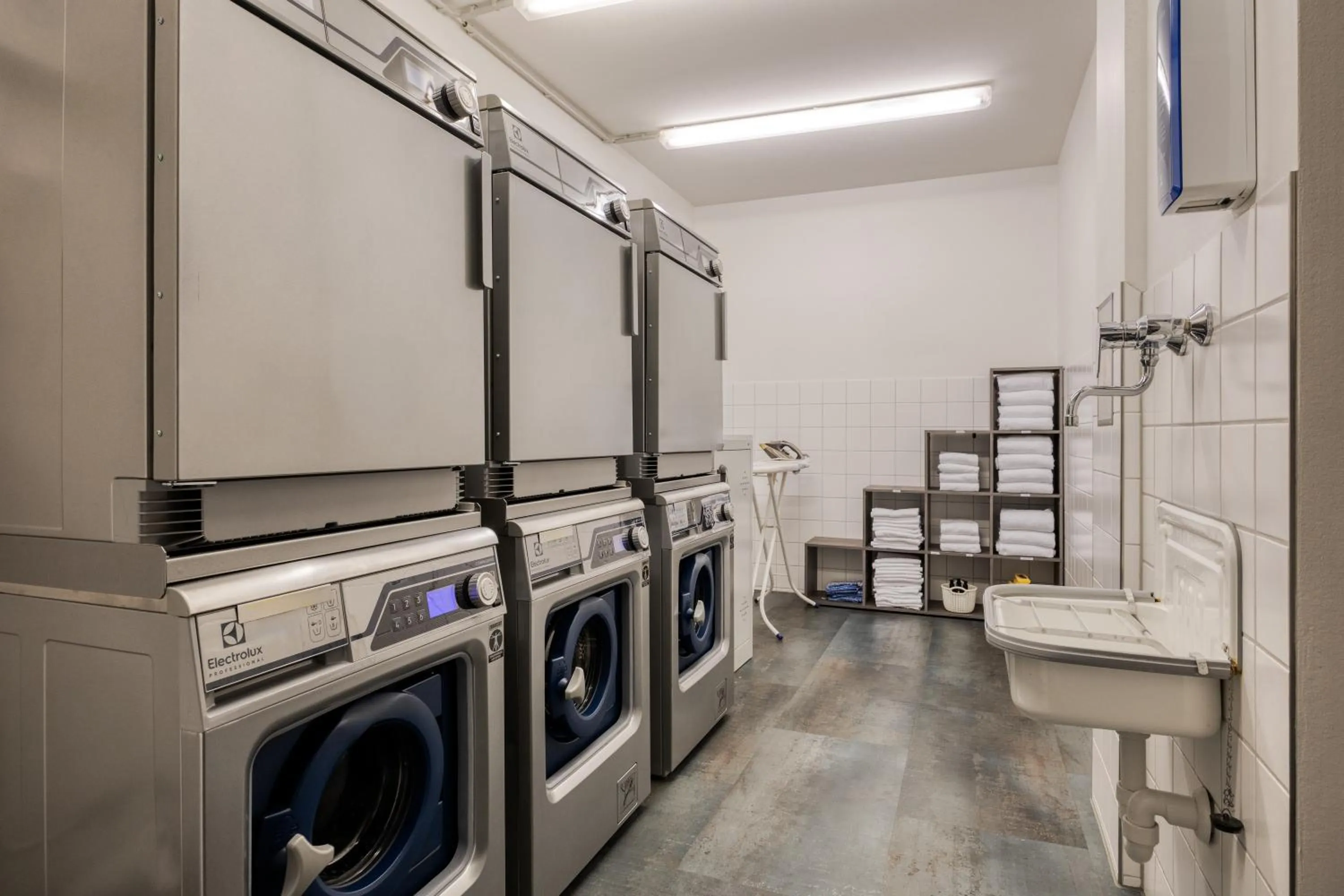 laundry in Citadines City Centre Frankfurt