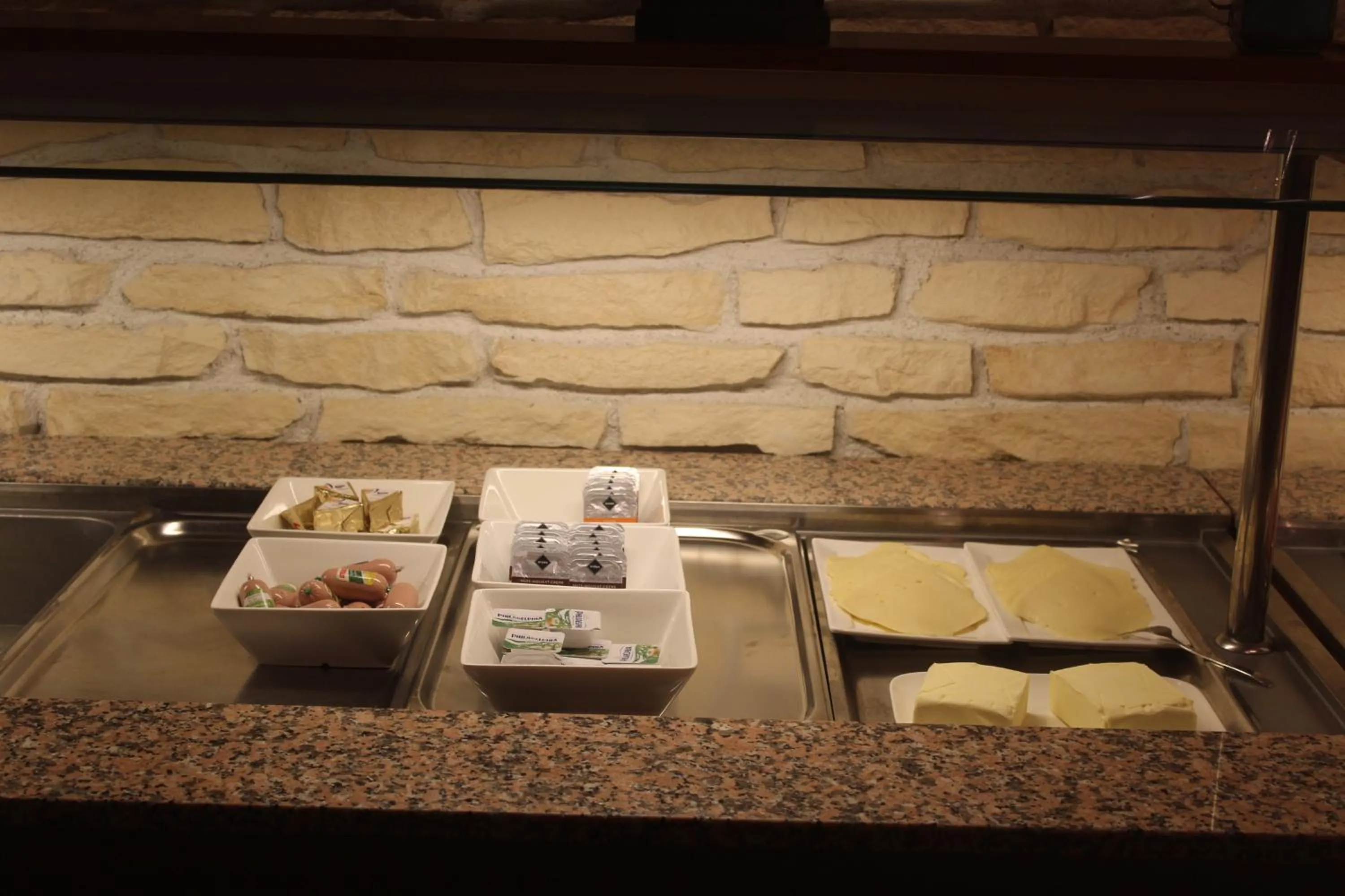 Food and drinks in Landgasthof-Bikerhotel Arnold