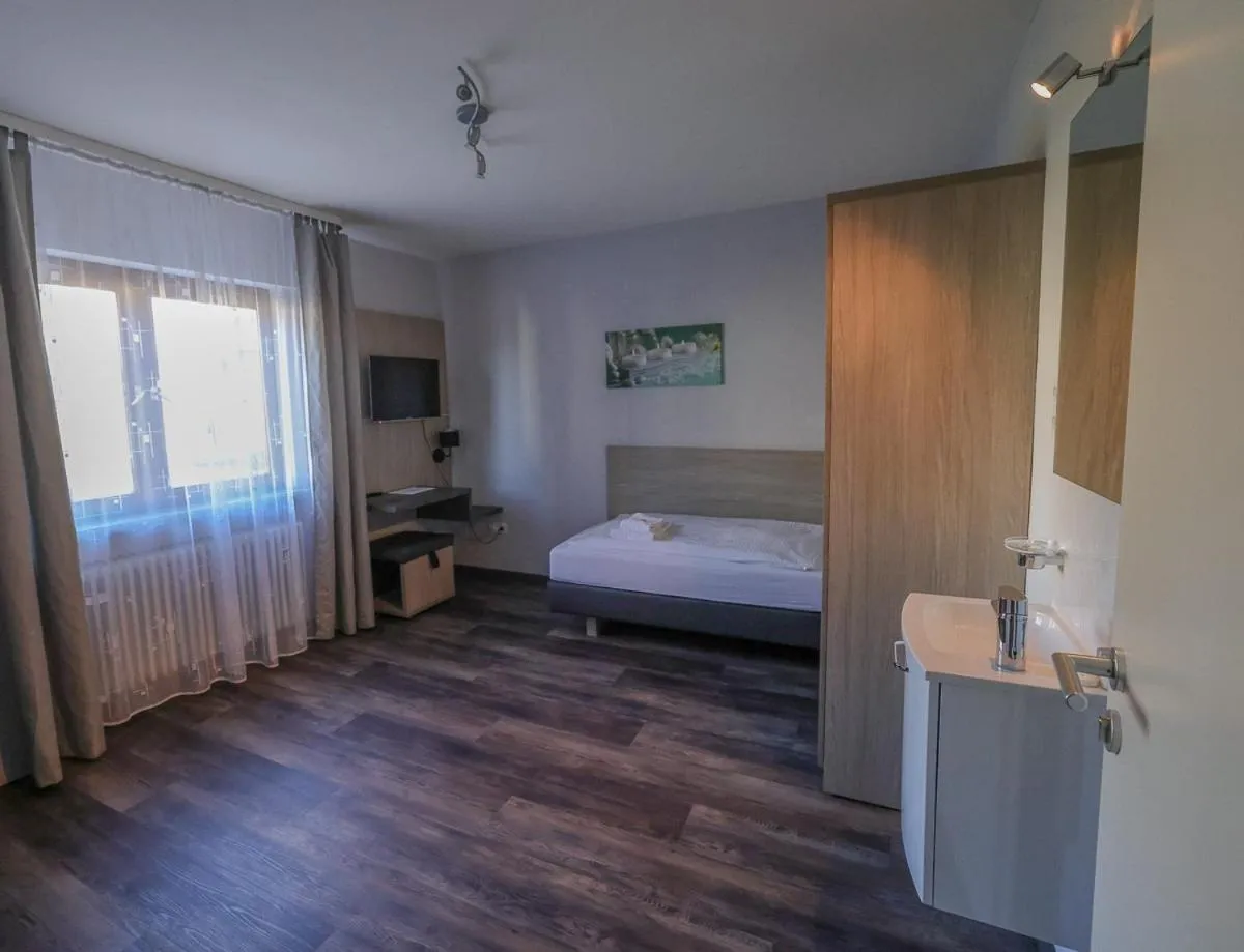 Bed in Landgasthof-Bikerhotel Arnold