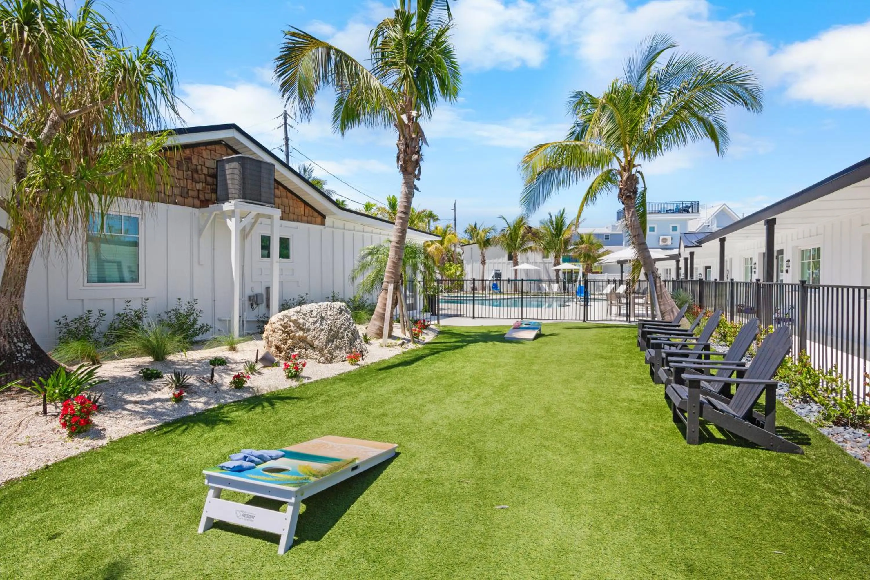 Garden view in Pelican Post at Anna Maria Island Inn