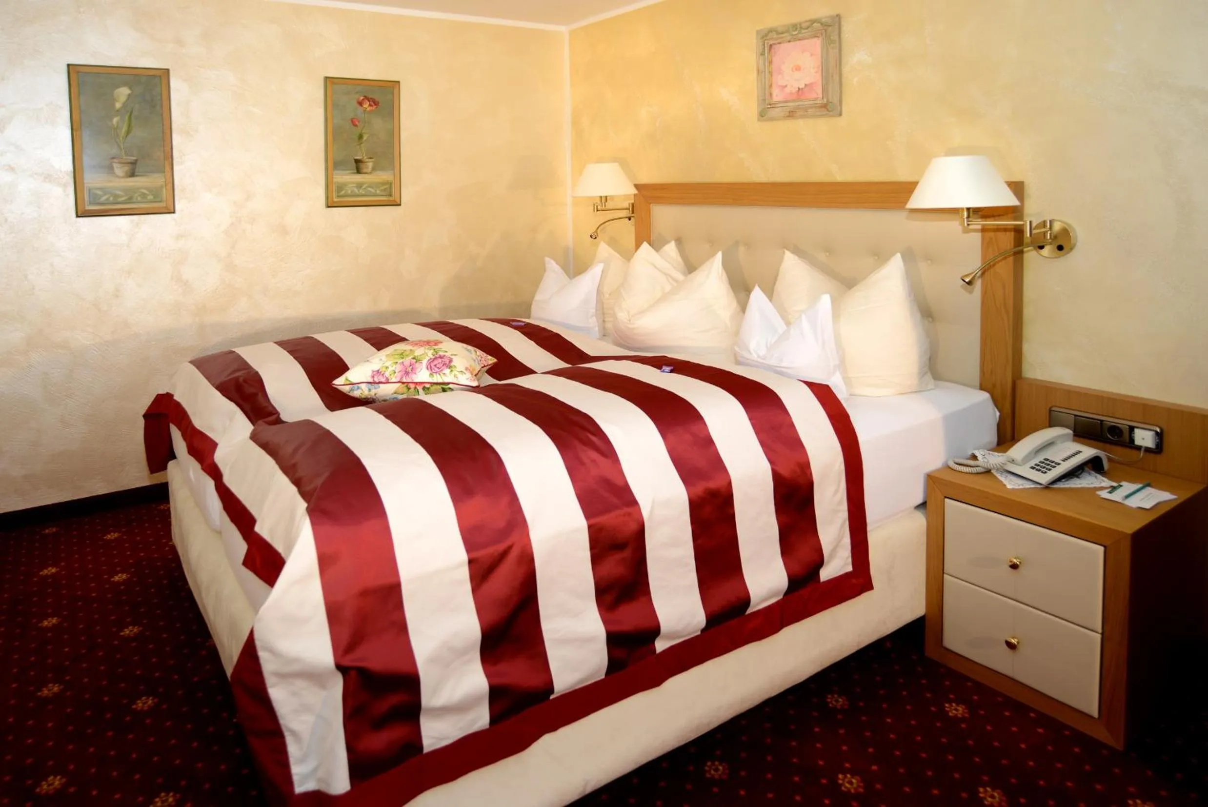 Photo of the whole room, Bed in Hotel Krone Igelsberg