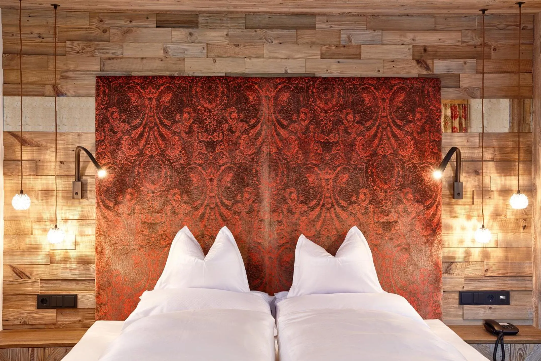 Bed in Das Karwendel - Ihr Wellness Zuhause am Achensee