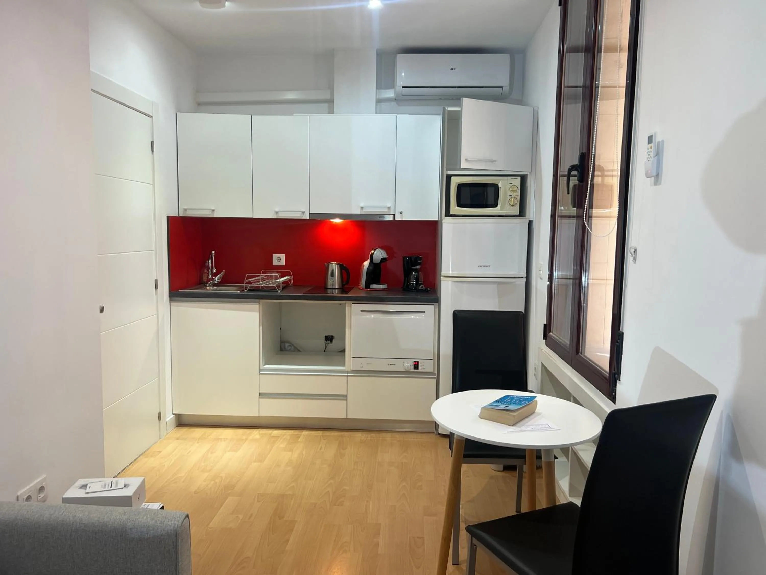 Kitchen or kitchenette in Apartamentos Boni
