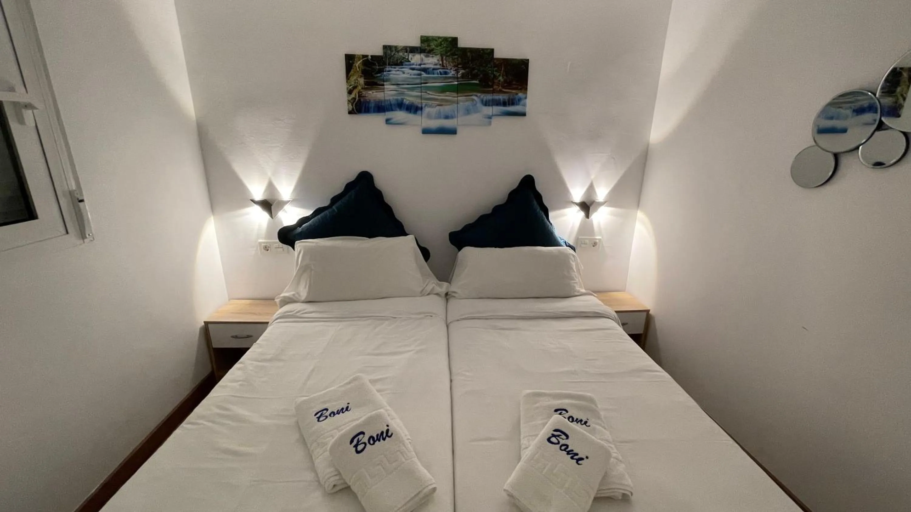 Bedroom, Bed in Apartamentos Boni