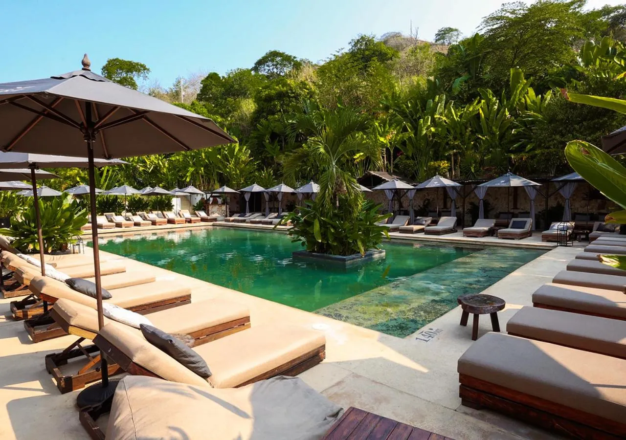 Pool view in Hotel Casa Candela