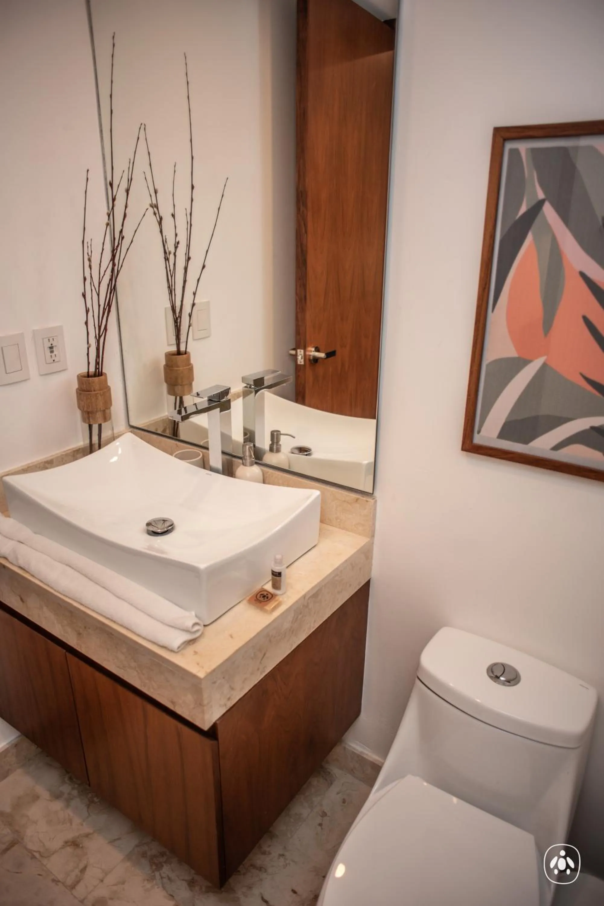 Bathroom in Anah La Quinta