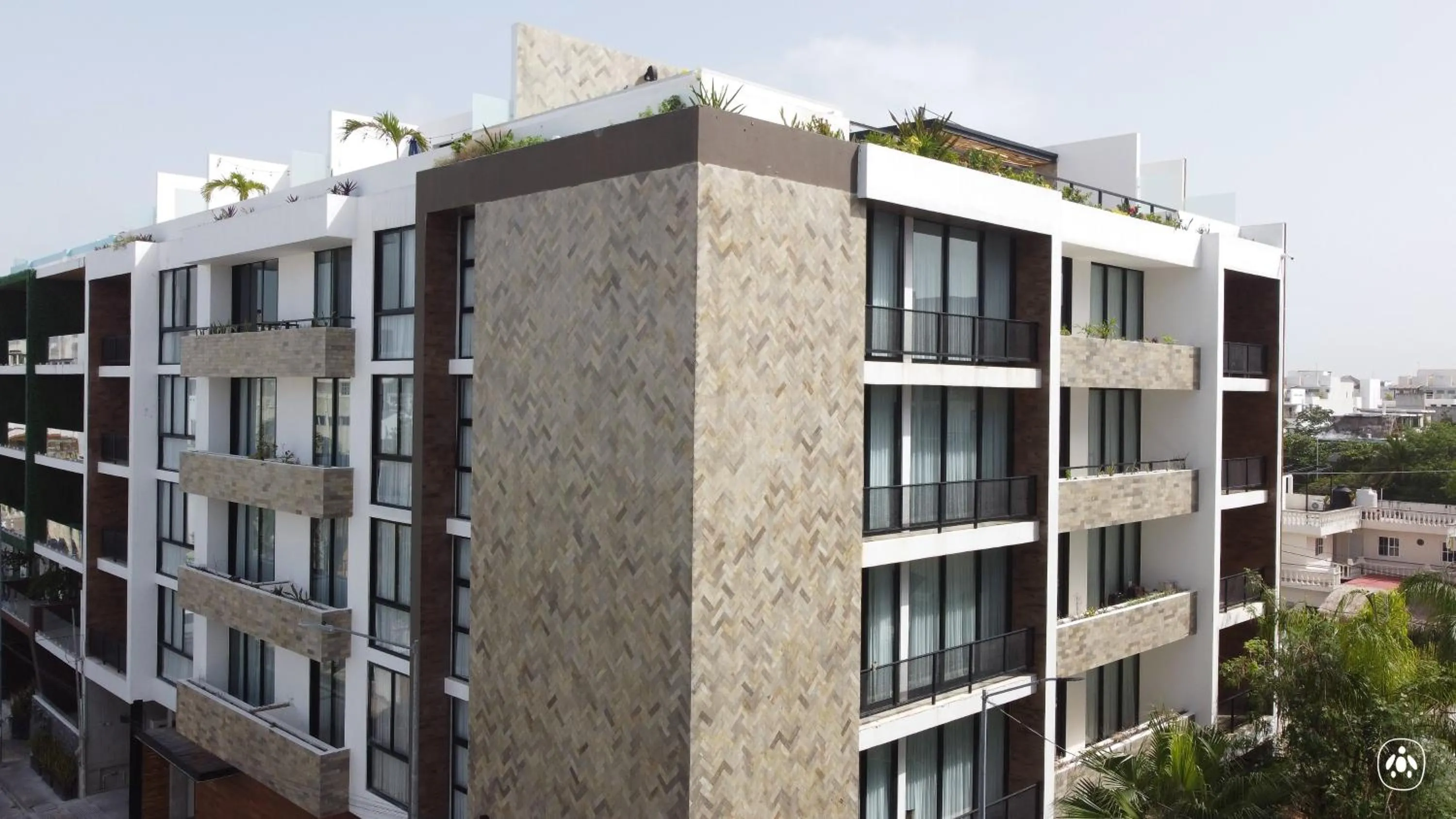 Property building in Anah La Quinta