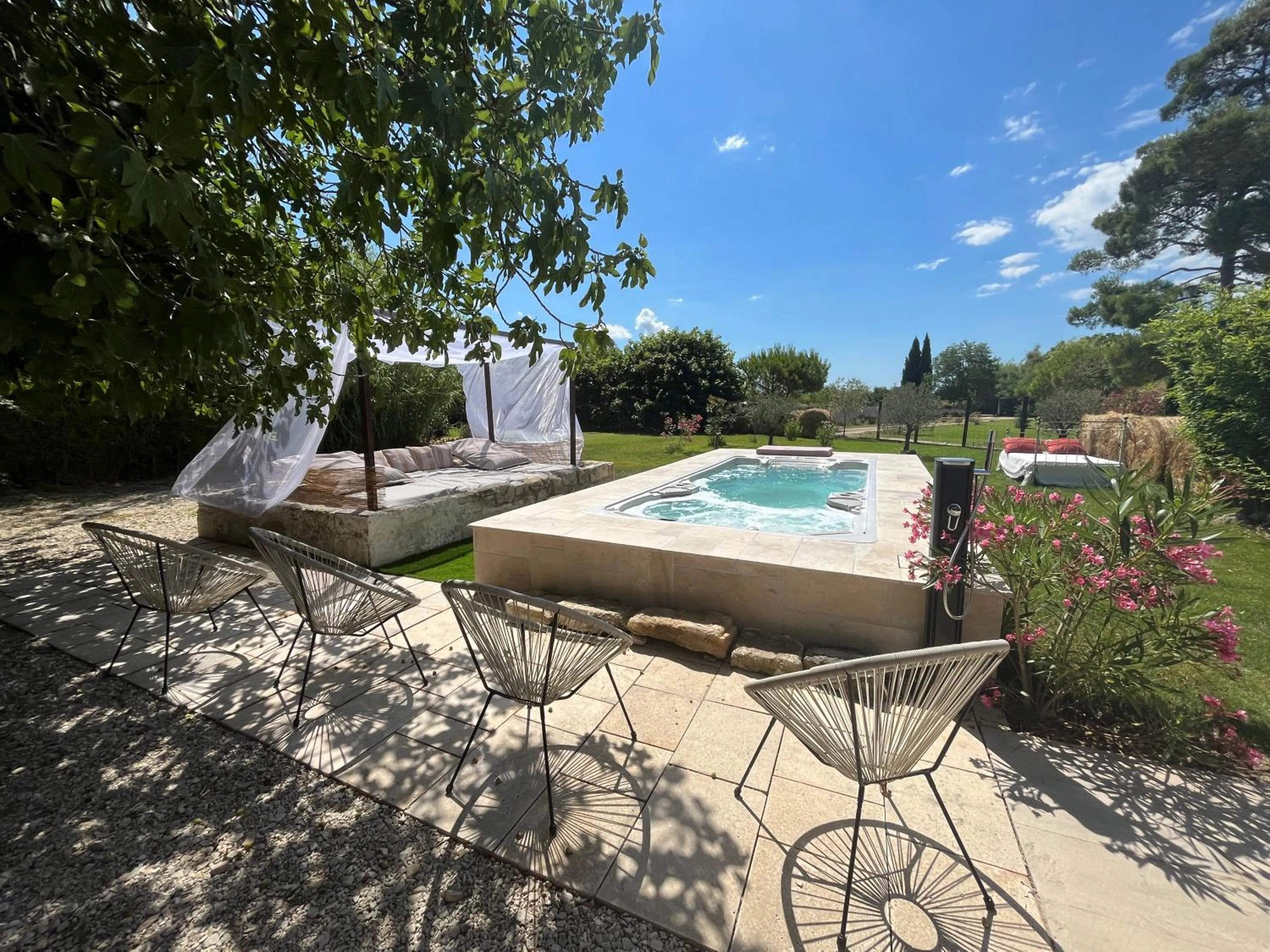 Maison Tara verte au Mas Montredon