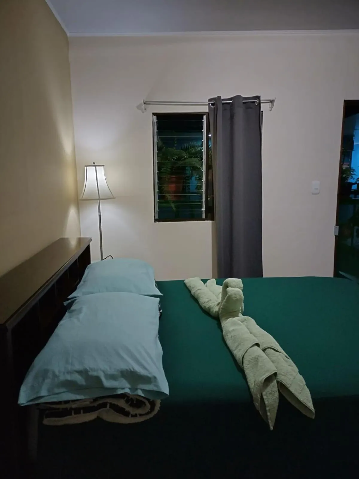 Bed in Hotel Trianon