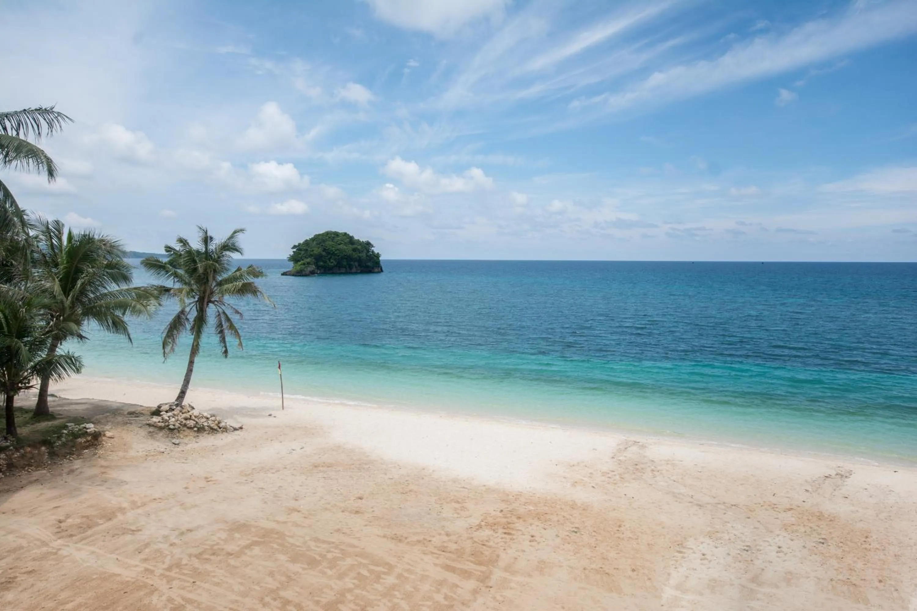 Beach in Kaaya Resort North Boracay