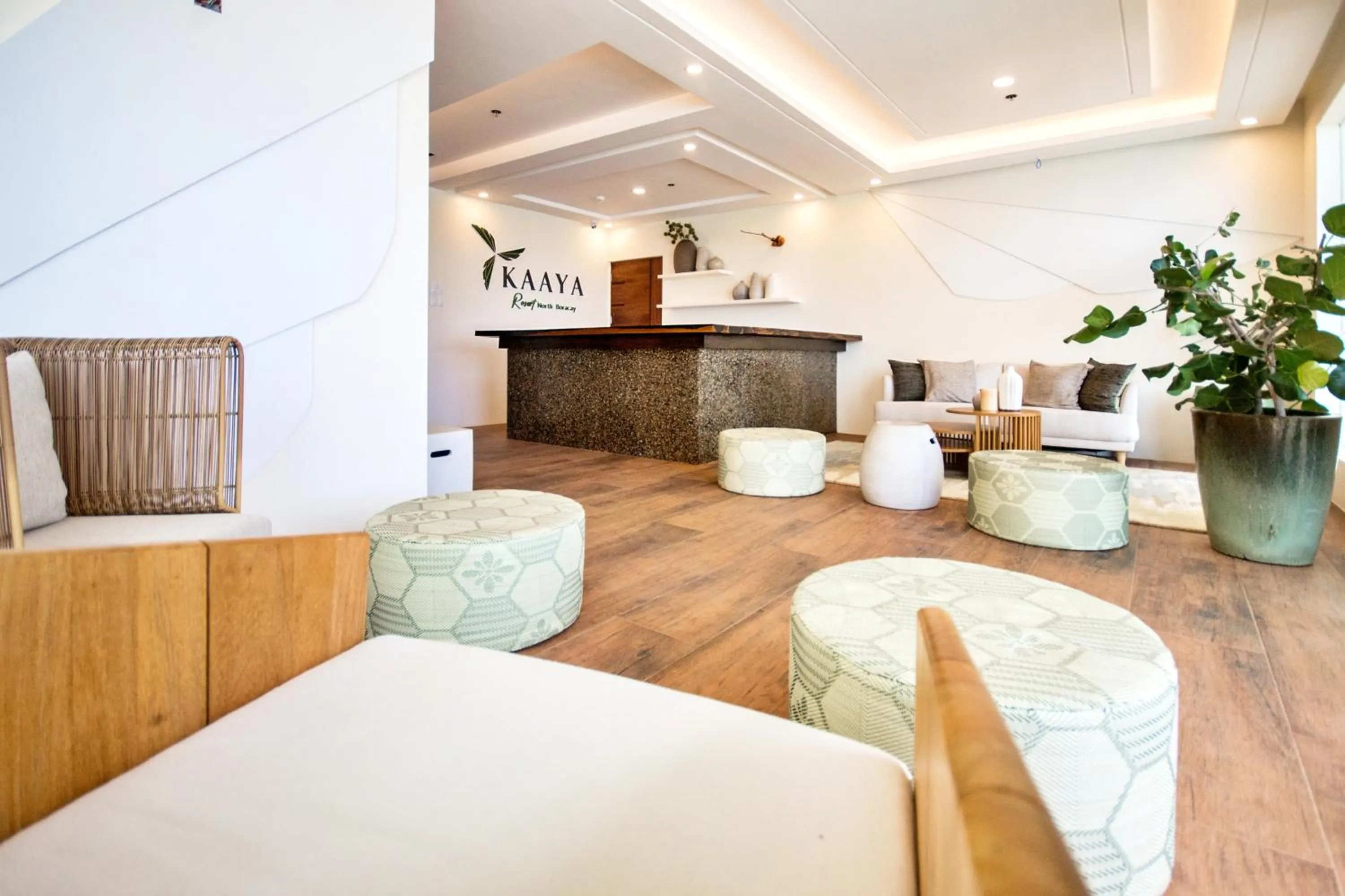 Lobby or reception in Kaaya Resort North Boracay