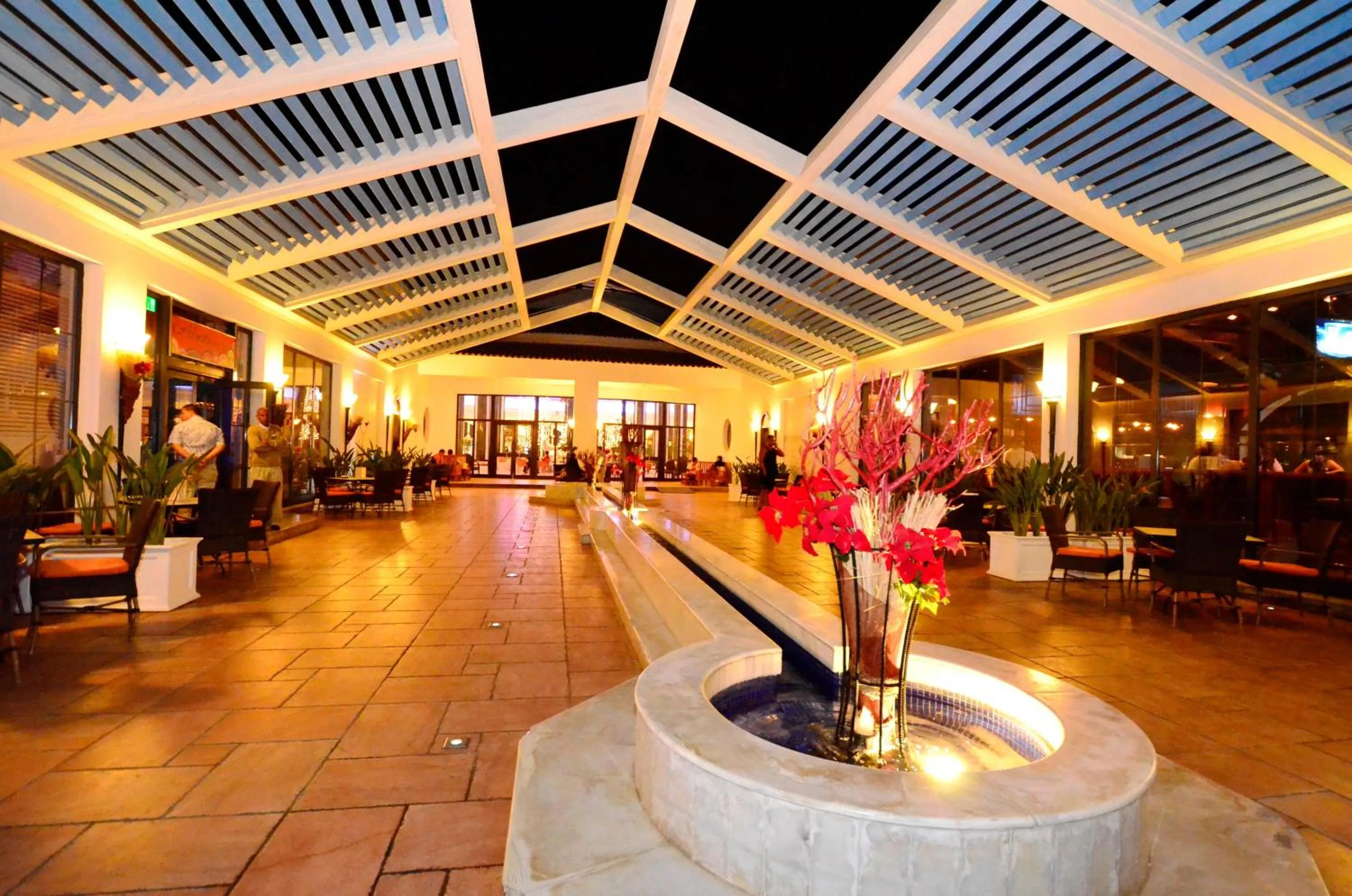 Lounge or bar in Reef Oasis Blue Bay Resort & Spa