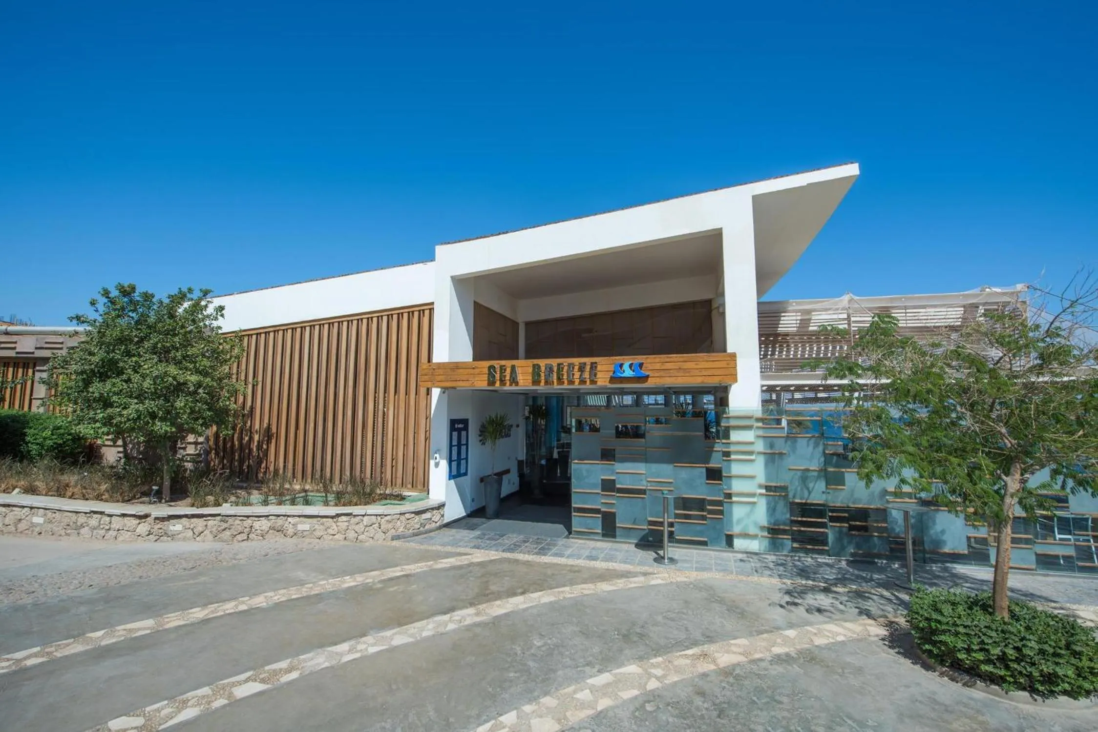 Restaurant/places to eat in Reef Oasis Blue Bay Resort & Spa